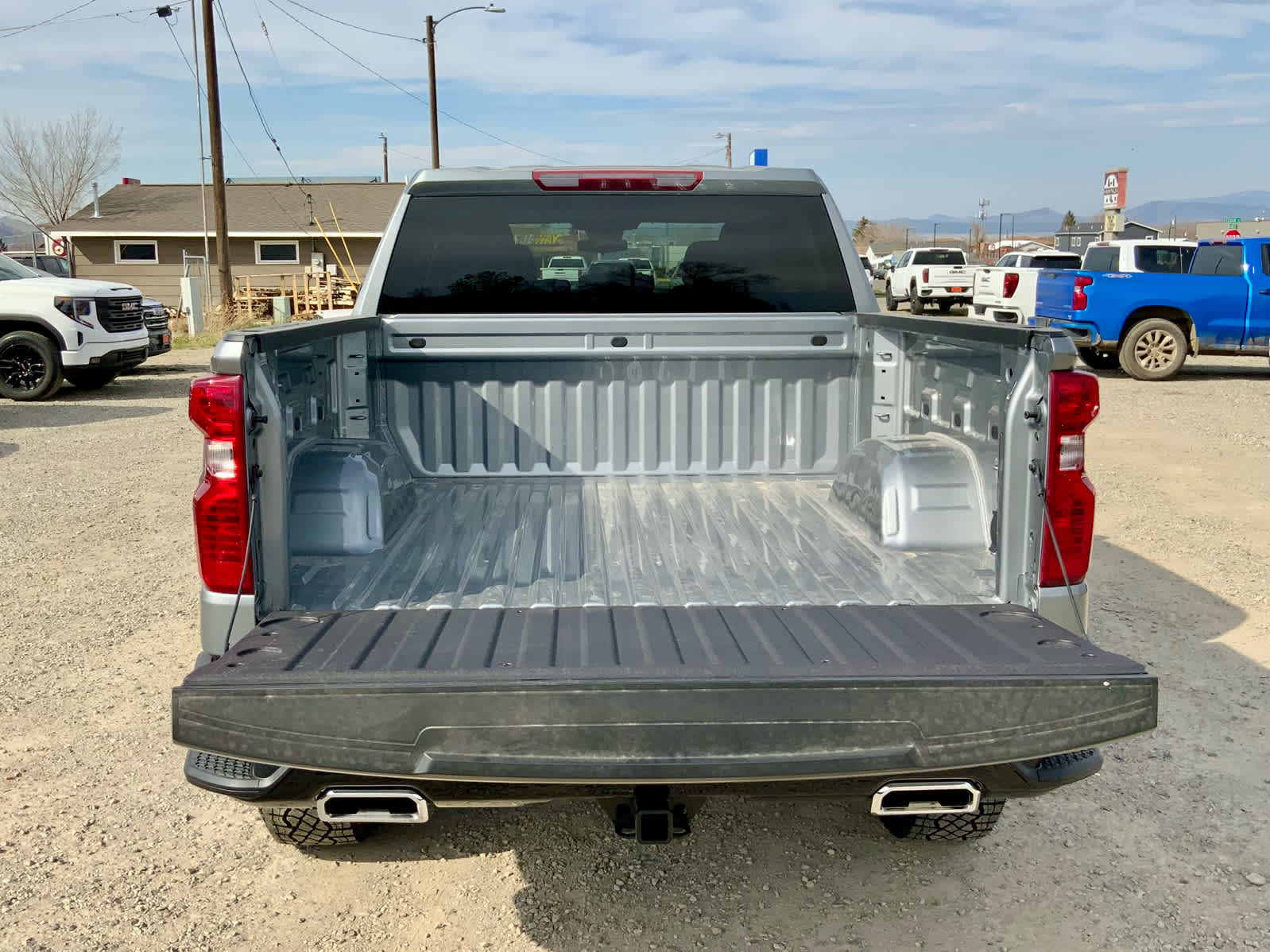 Thumbnail: 2026 Chevrolet Silverado 1500 - 23