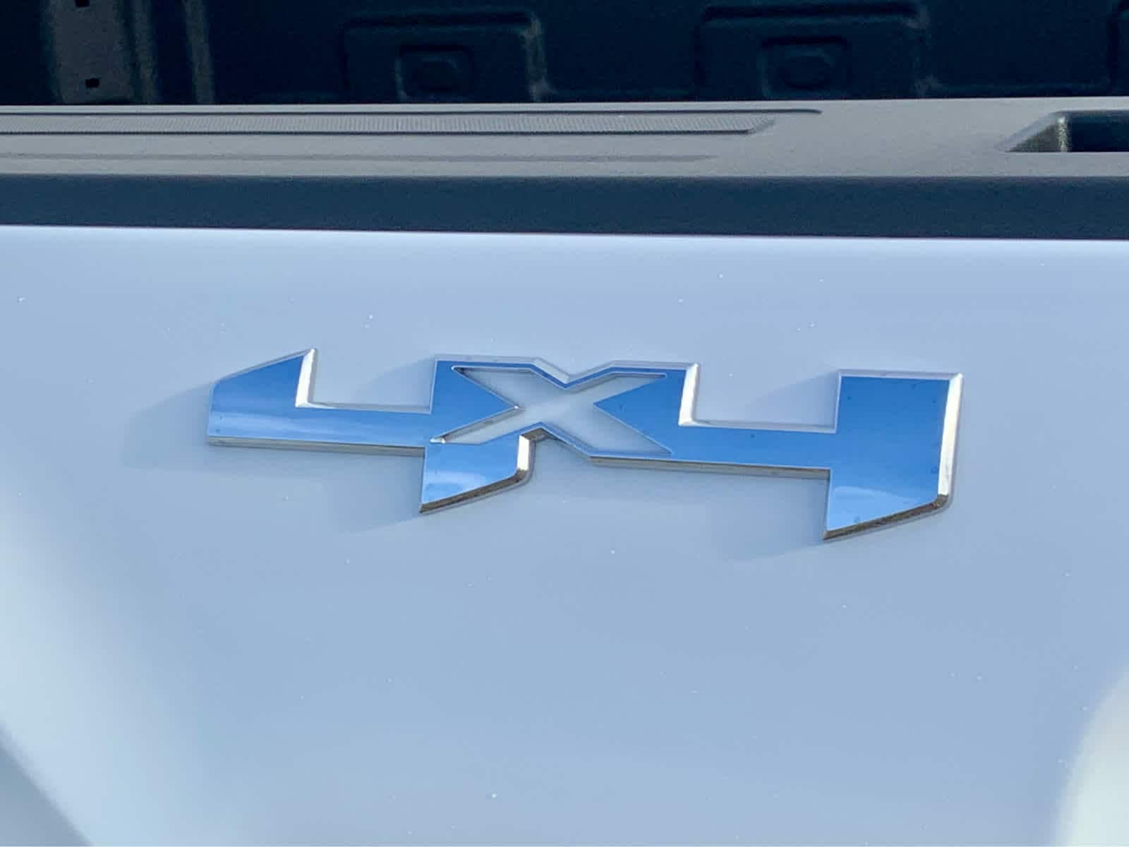 Thumbnail: 2026 GMC Sierra 2500 - 25