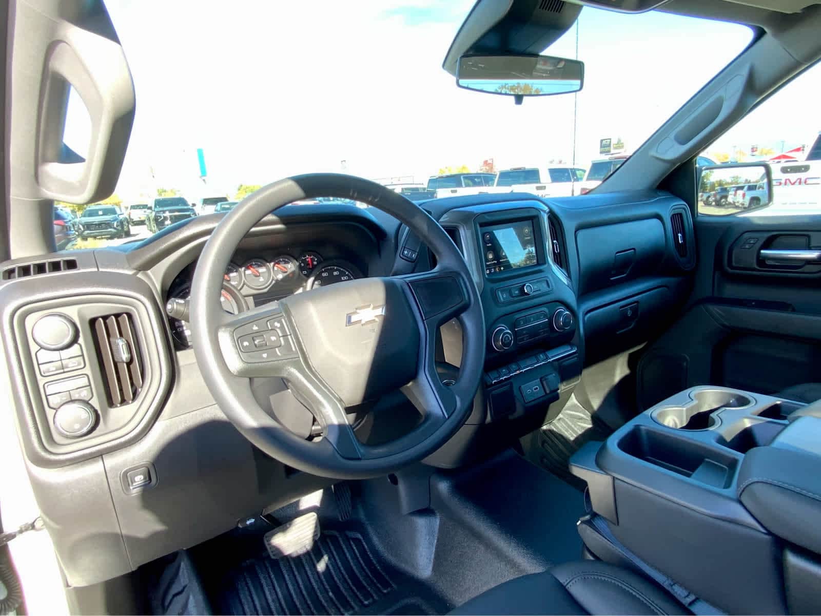 Thumbnail: 2026 Chevrolet Silverado 1500 - 33