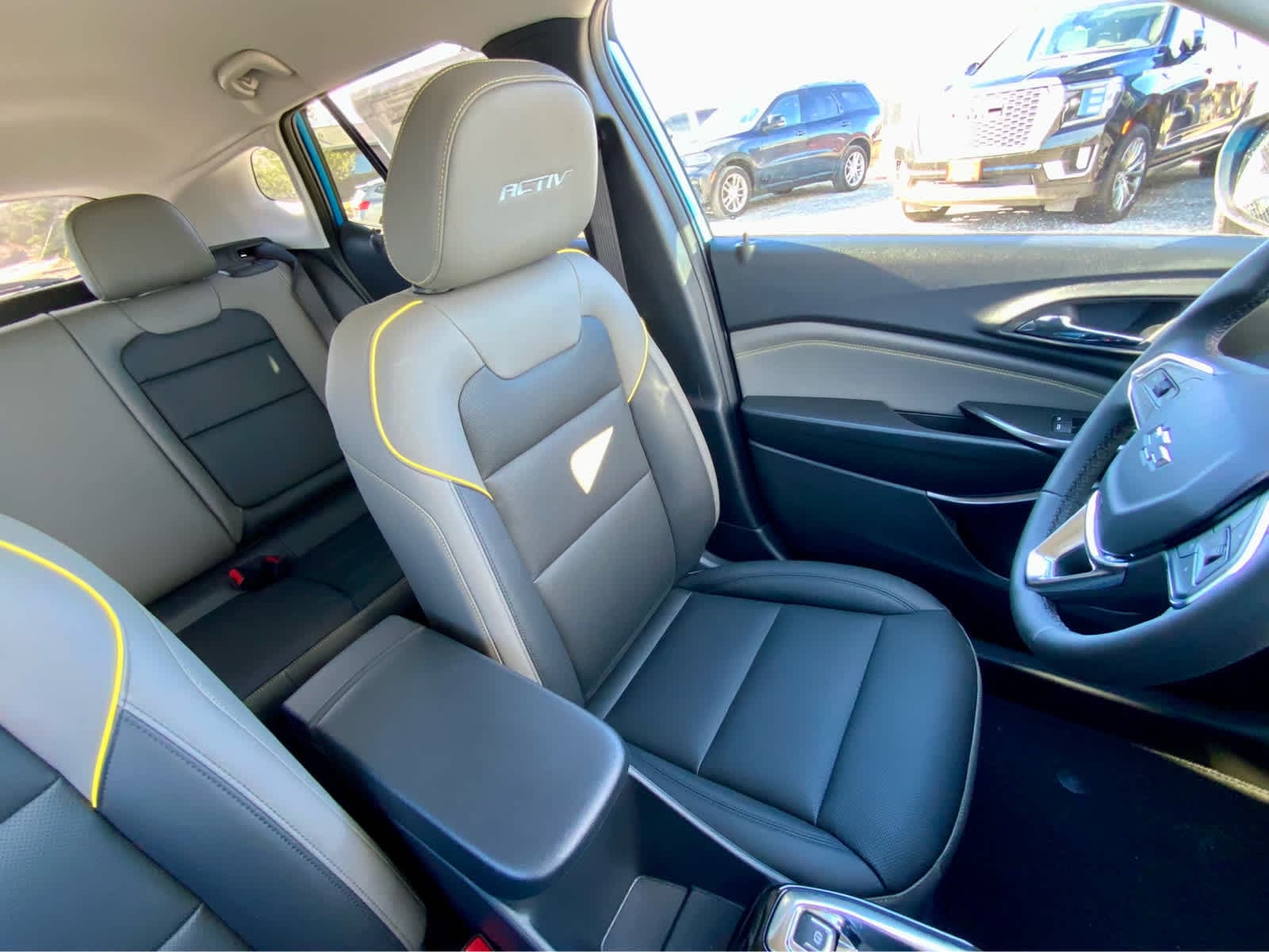 Thumbnail: 2026 Chevrolet Trax - 26