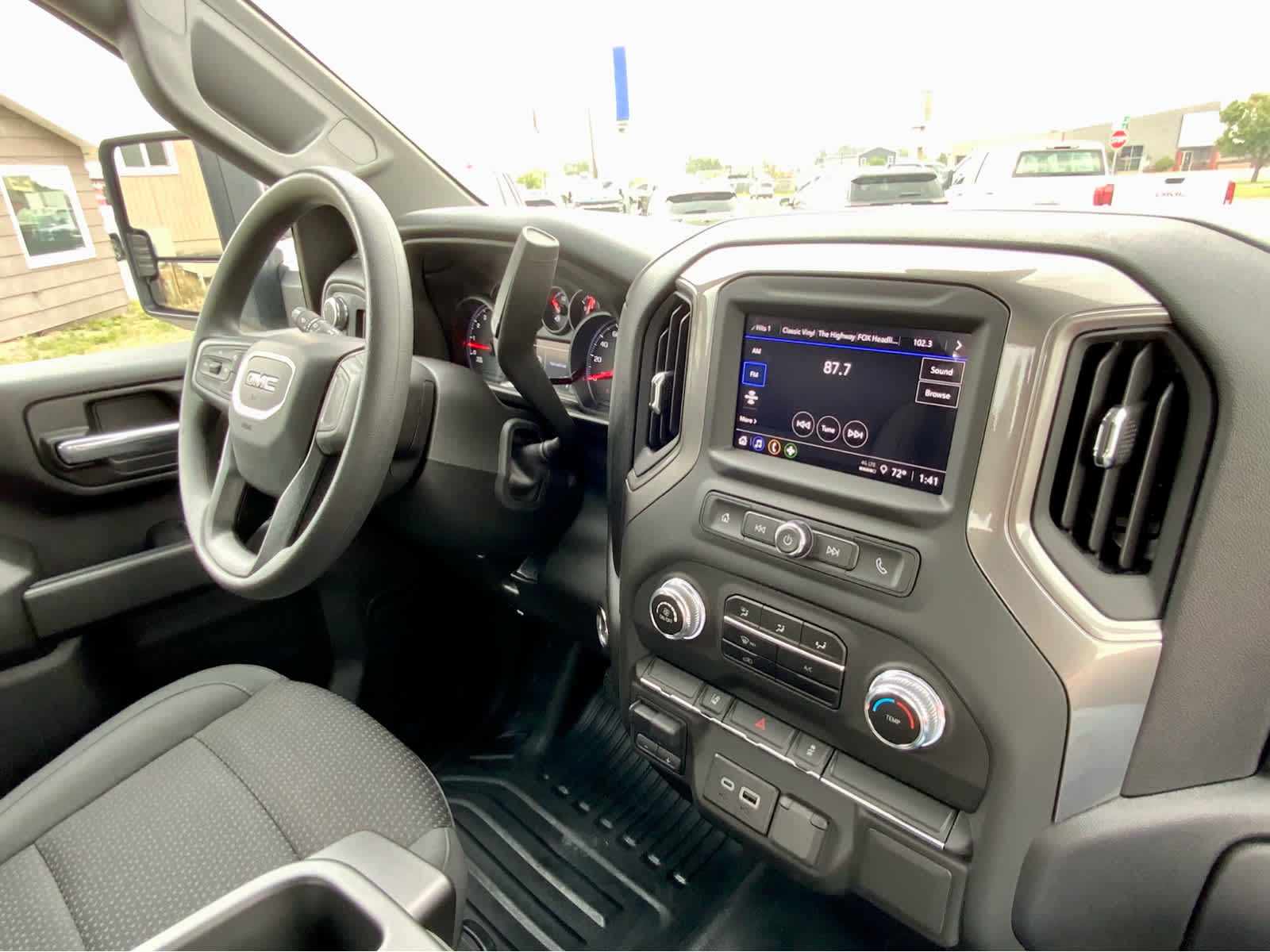 Thumbnail: 2025 GMC Sierra 3500 - 46