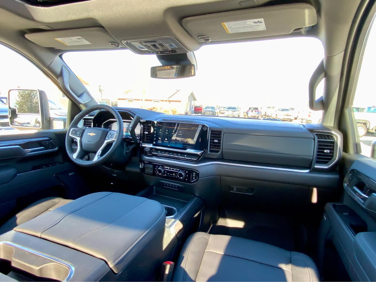 Thumbnail: 2026 Chevrolet Silverado 3500 - 43