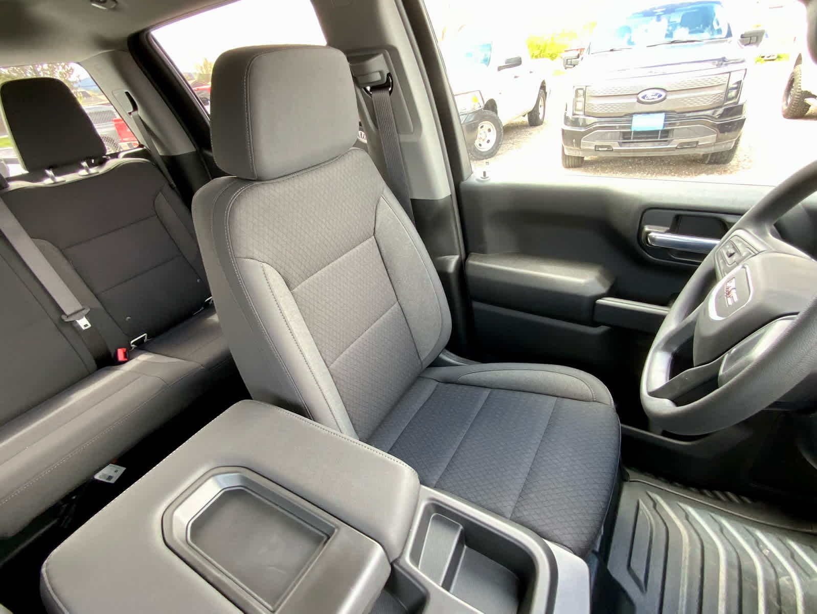 Thumbnail: 2026 GMC Sierra 1500 - 31