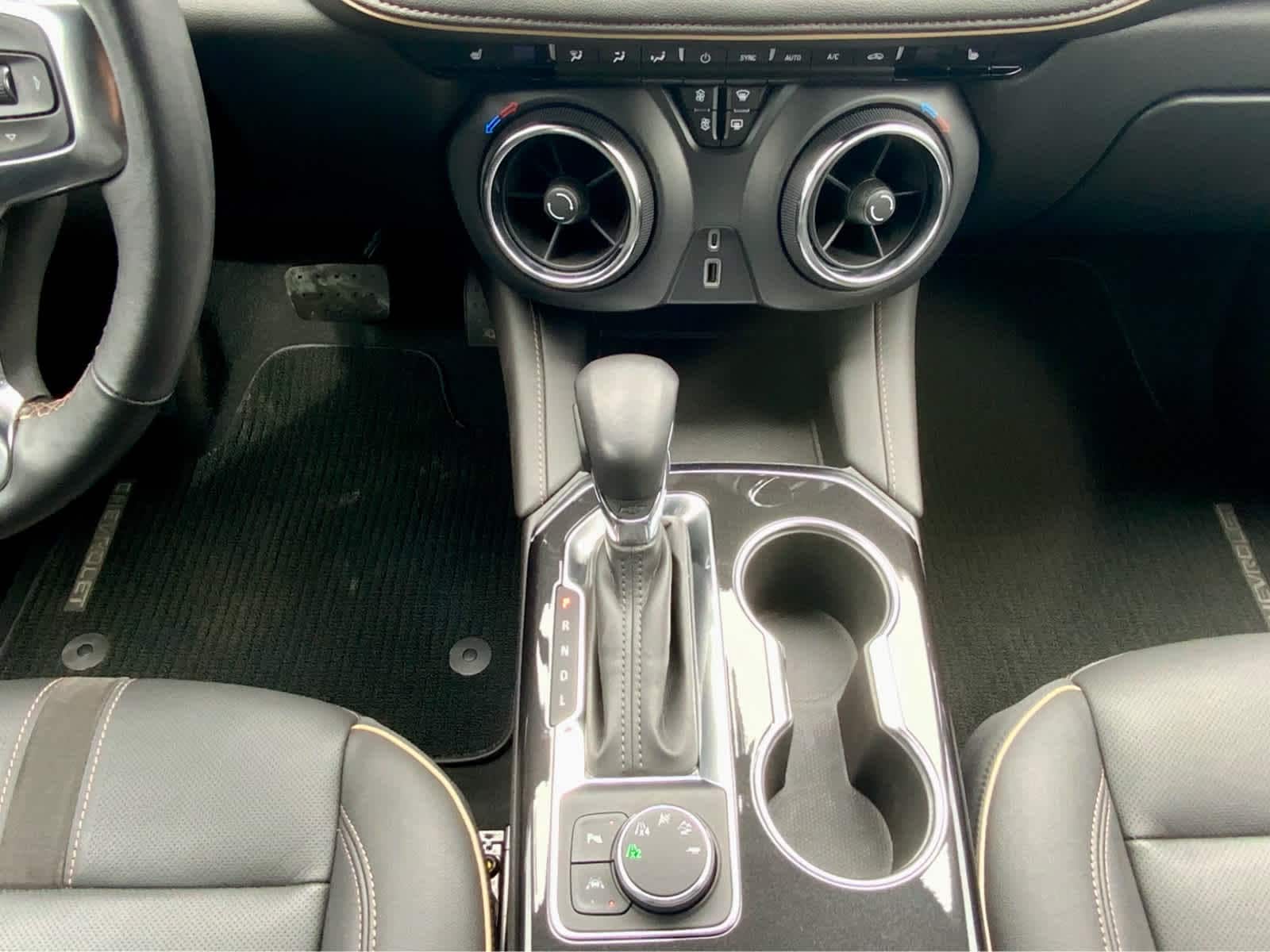 Thumbnail: 2022 Chevrolet Blazer - 44