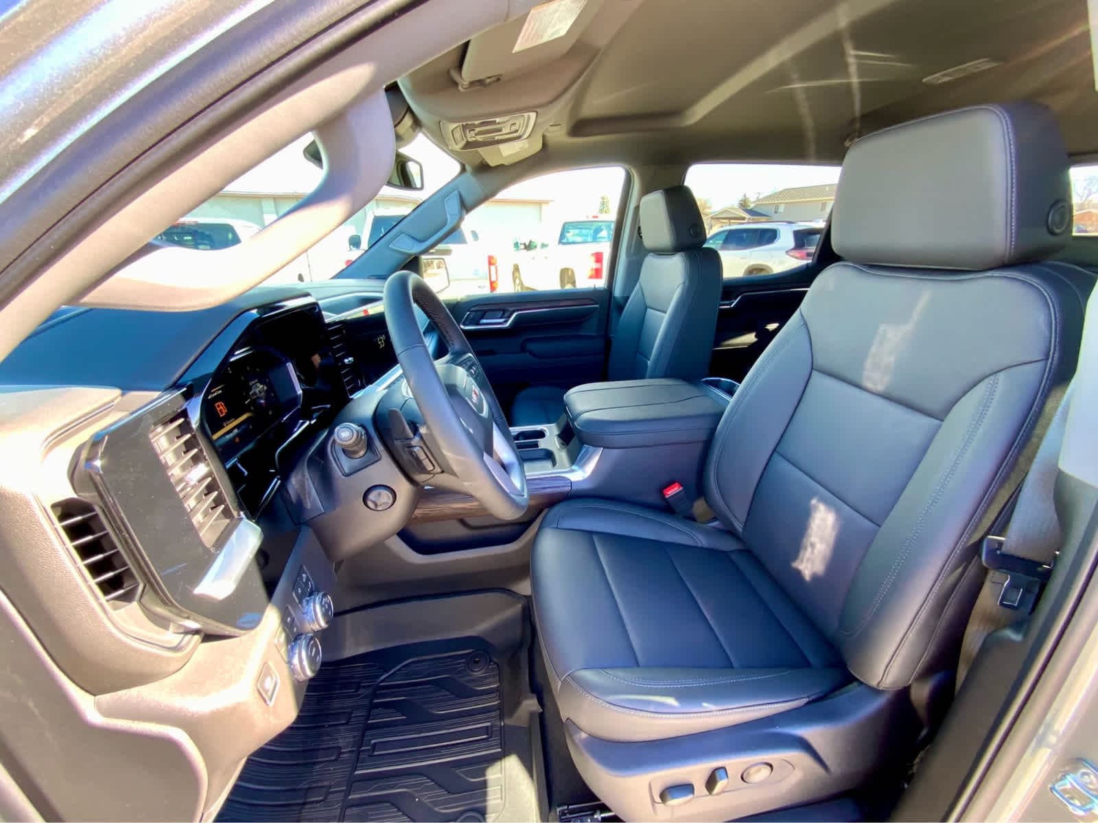 Thumbnail: 2026 GMC Sierra 1500 - 25