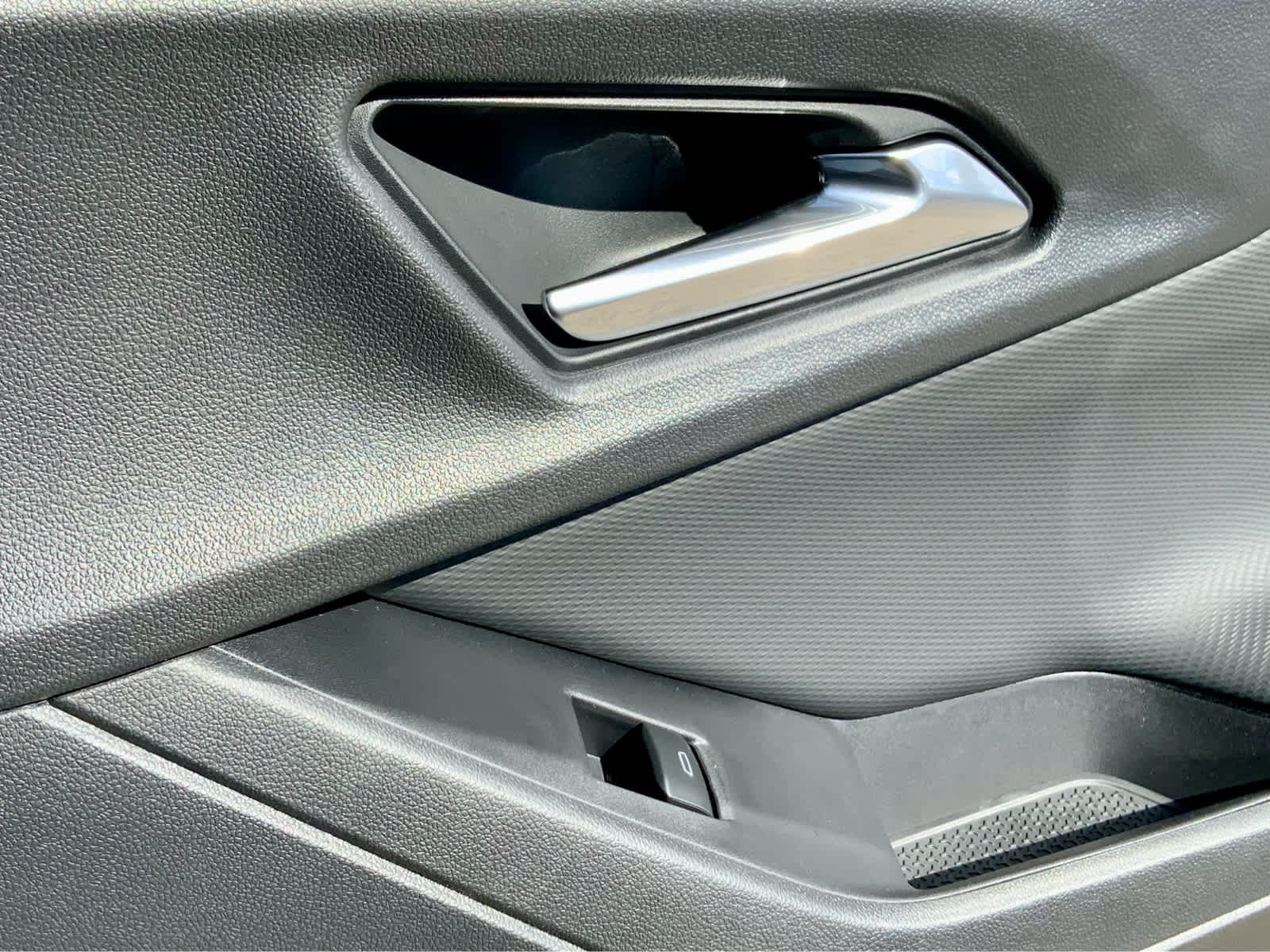 2026 Chevrolet Equinox LT - Photo 52
