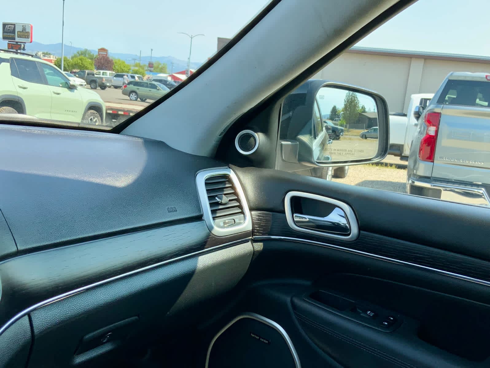 Thumbnail: 2021 Jeep Grand Cherokee - 39