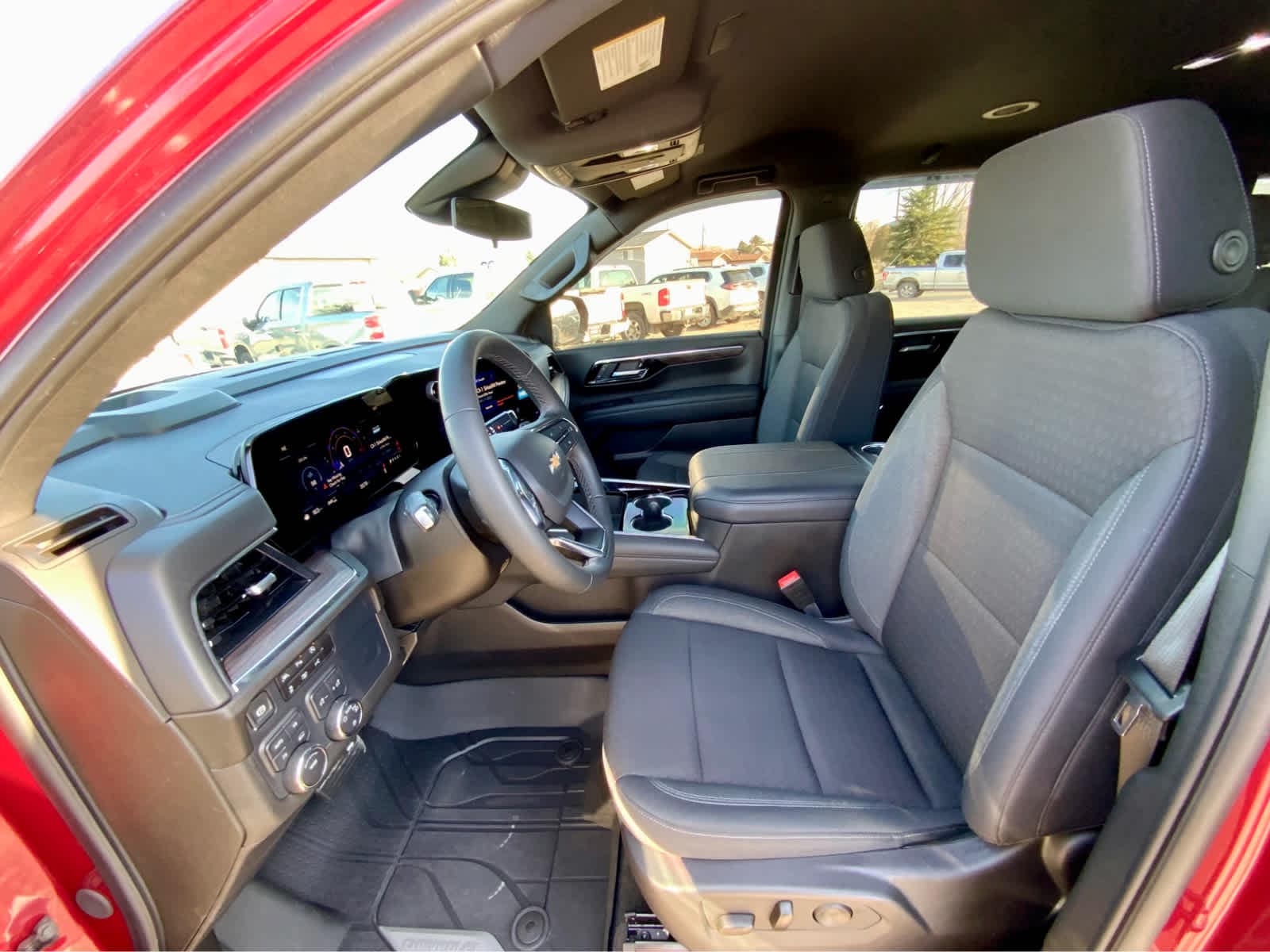 Thumbnail: 2025 Chevrolet Tahoe - 20