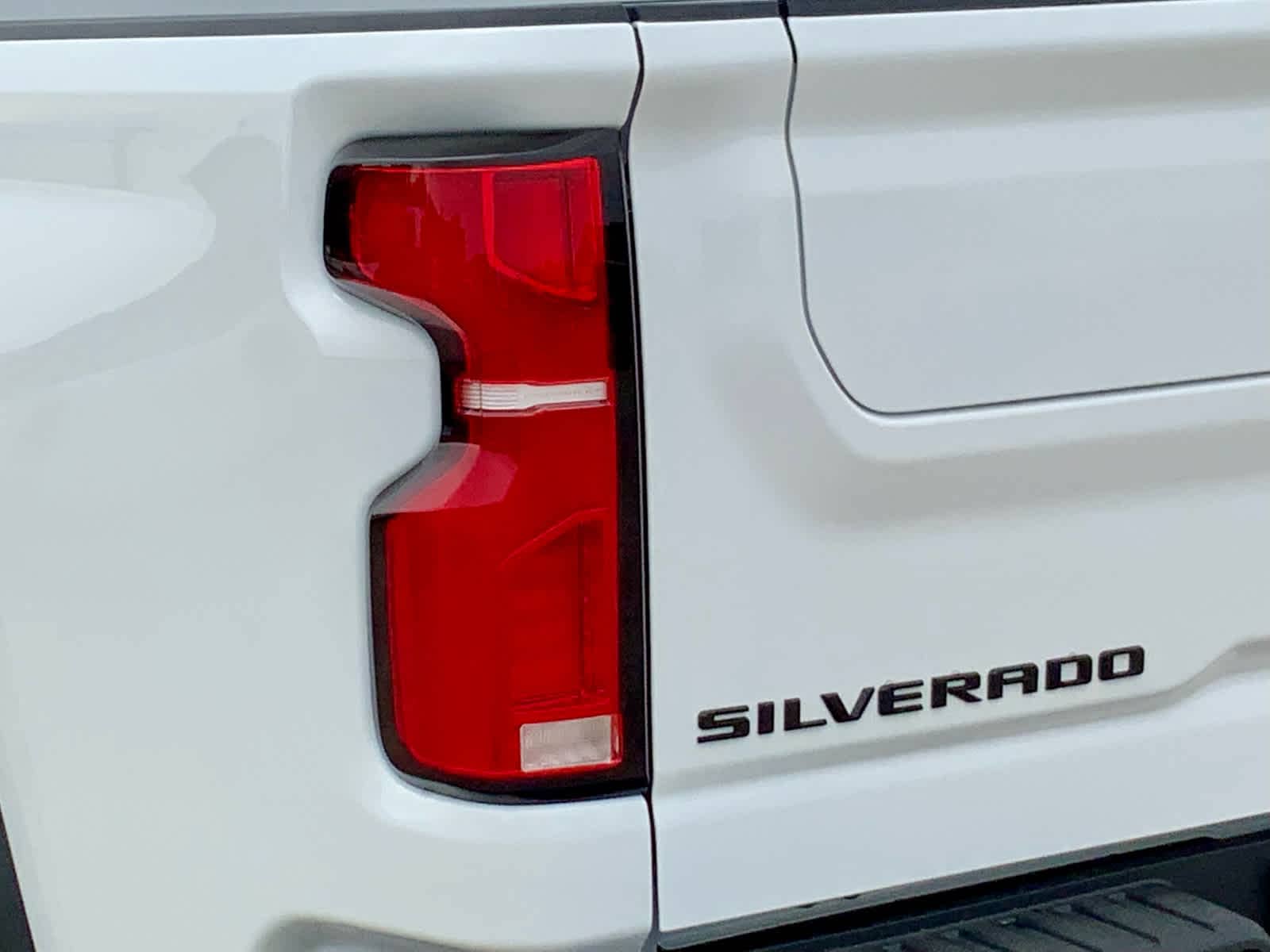 Thumbnail: 2026 Chevrolet Silverado 2500 - 15