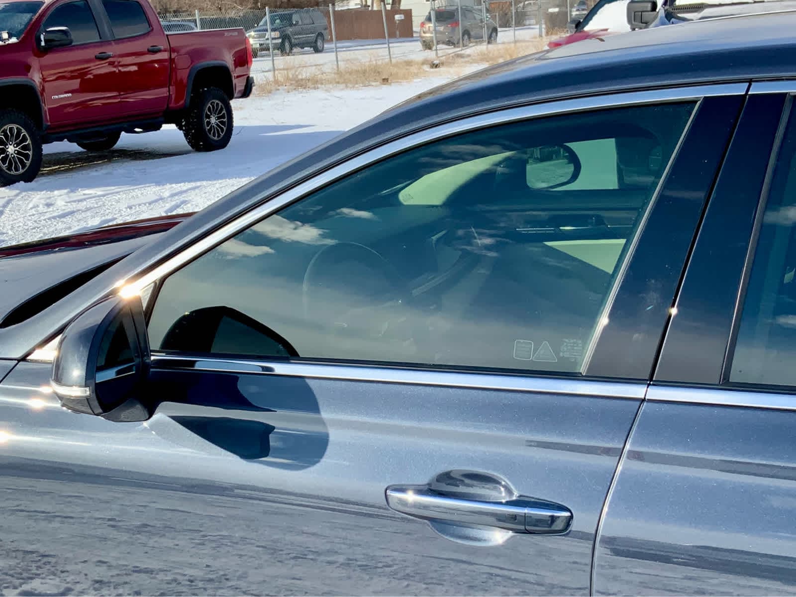 Thumbnail: 2017 Genesis G90 - 11