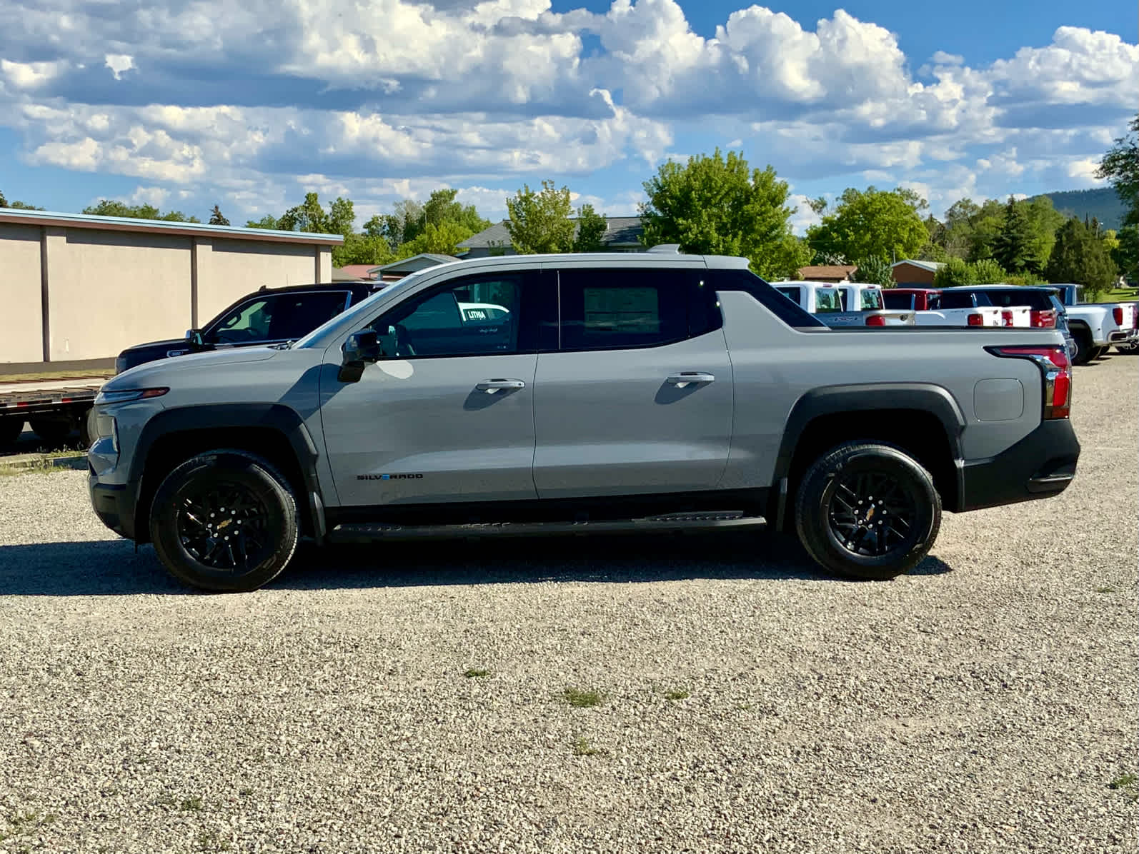Thumbnail: 2026 Chevrolet Silverado EV - 2