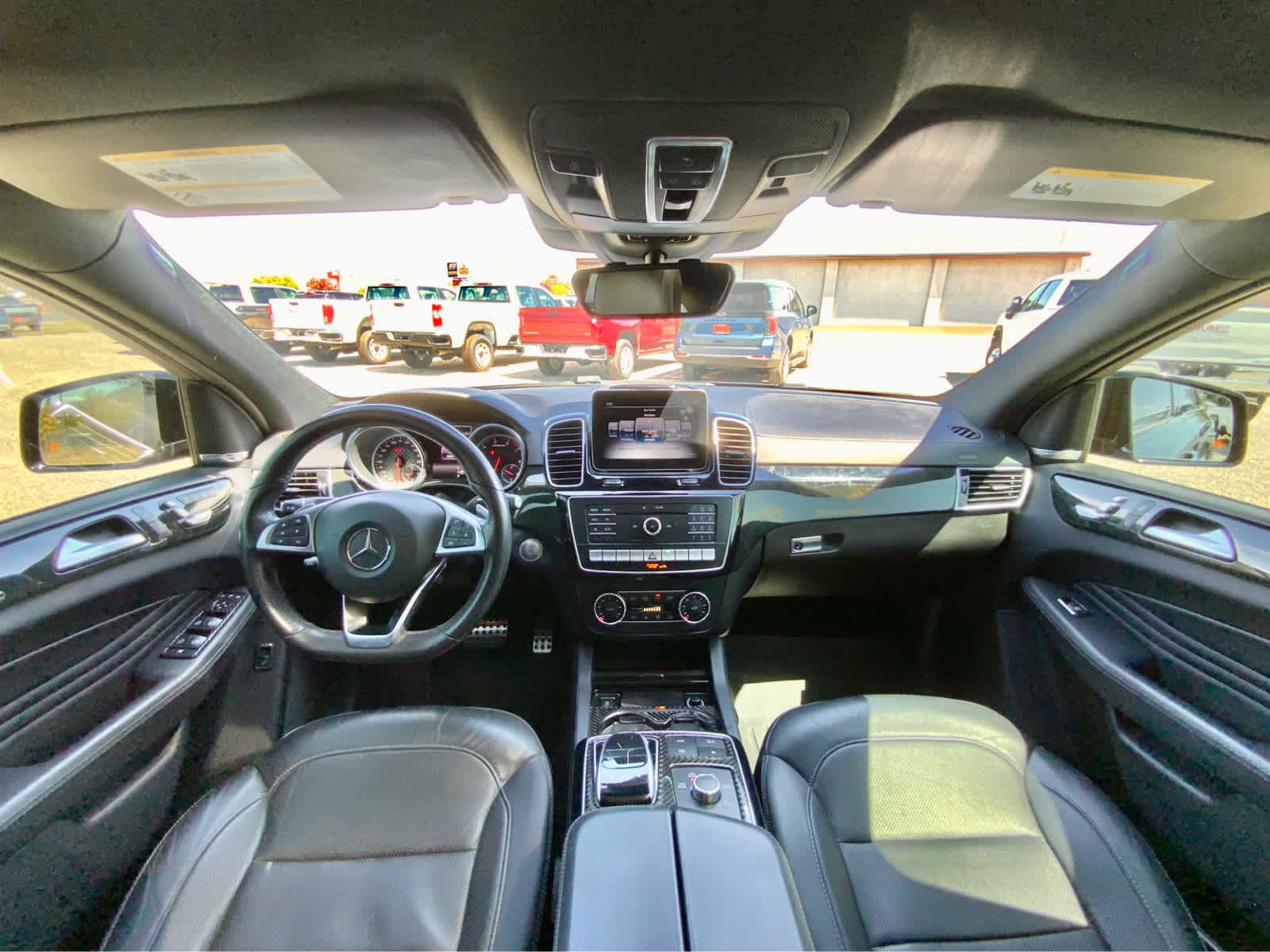 Thumbnail: 2018 Mercedes-Benz GLE - 33