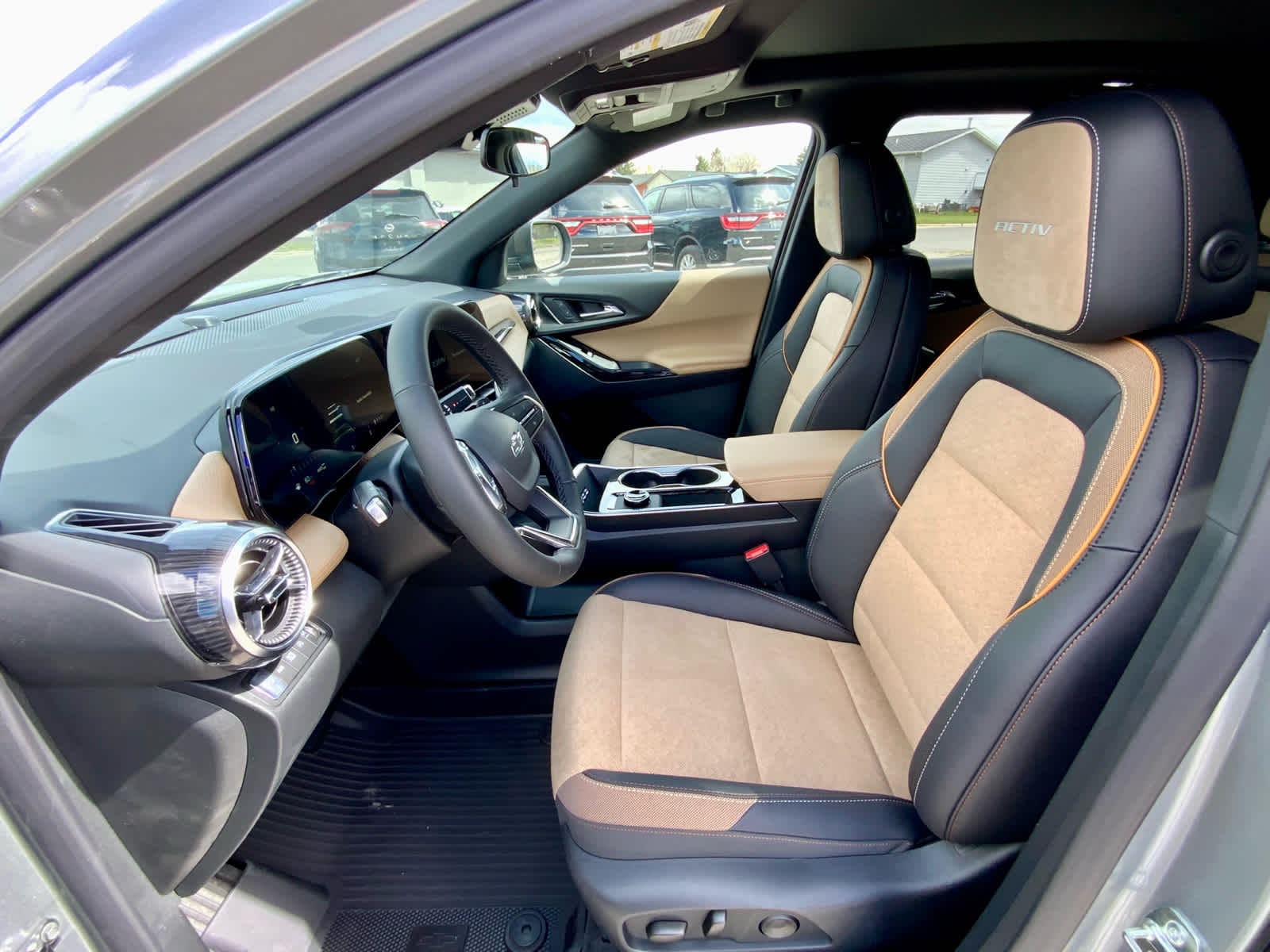 Thumbnail: 2026 Chevrolet Equinox - 23