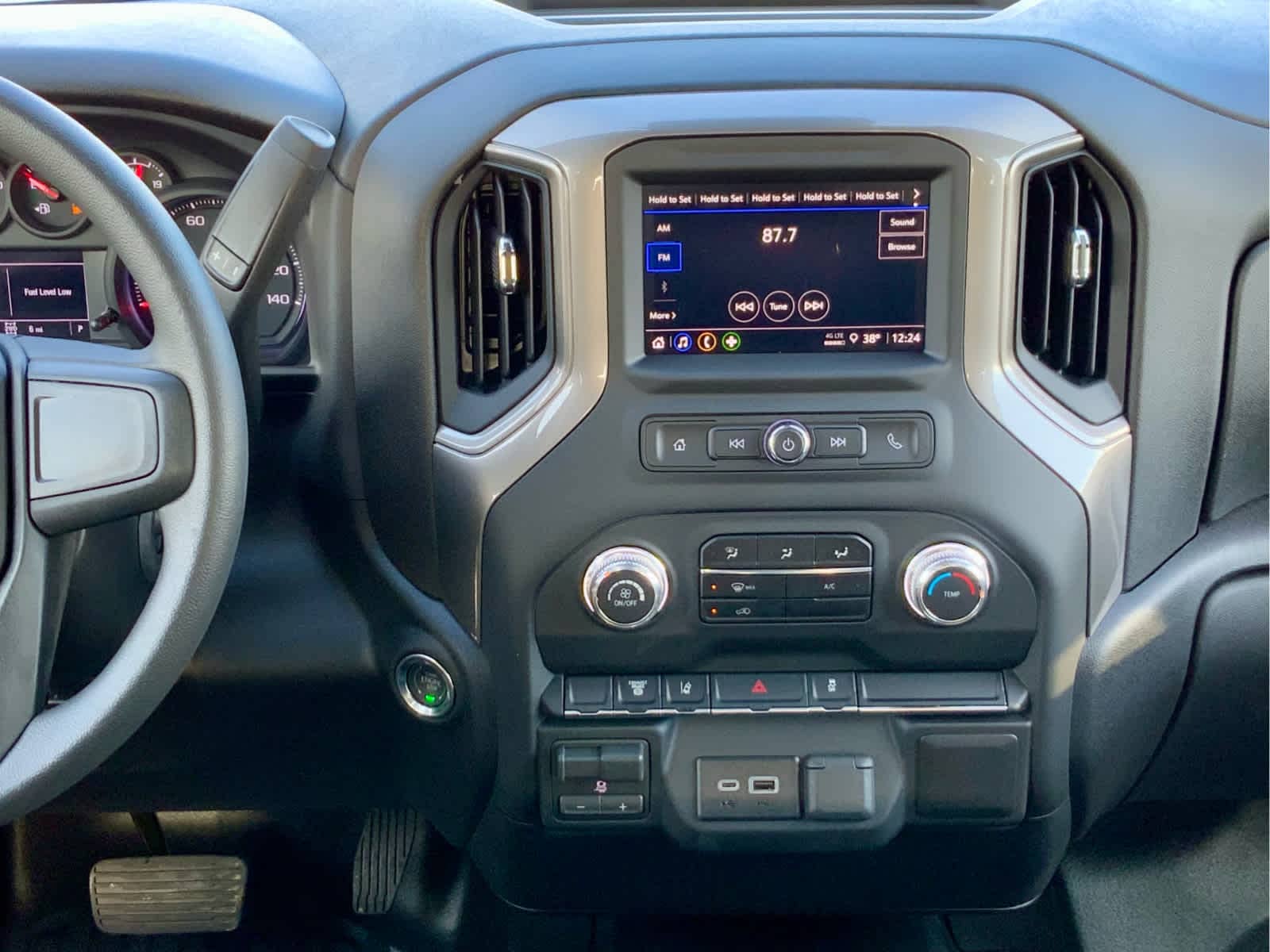 Thumbnail: 2026 GMC Sierra 3500 - 46