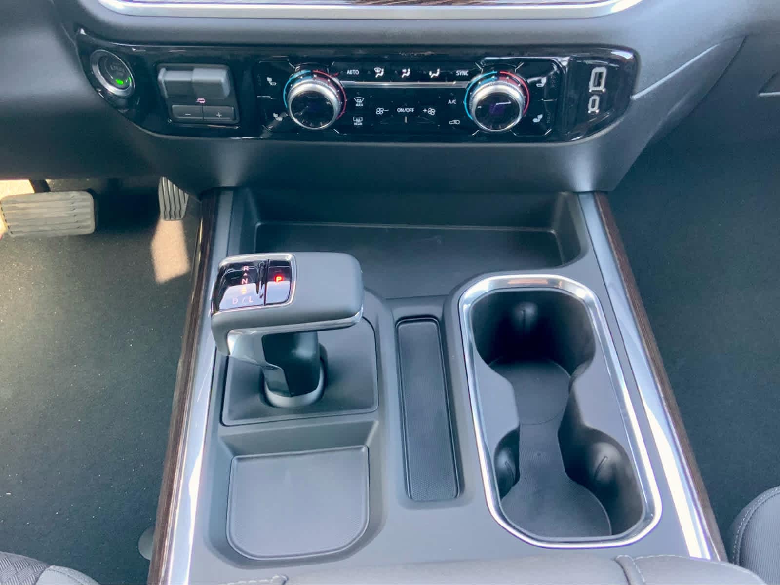 Thumbnail: 2026 GMC Sierra 1500 - 46