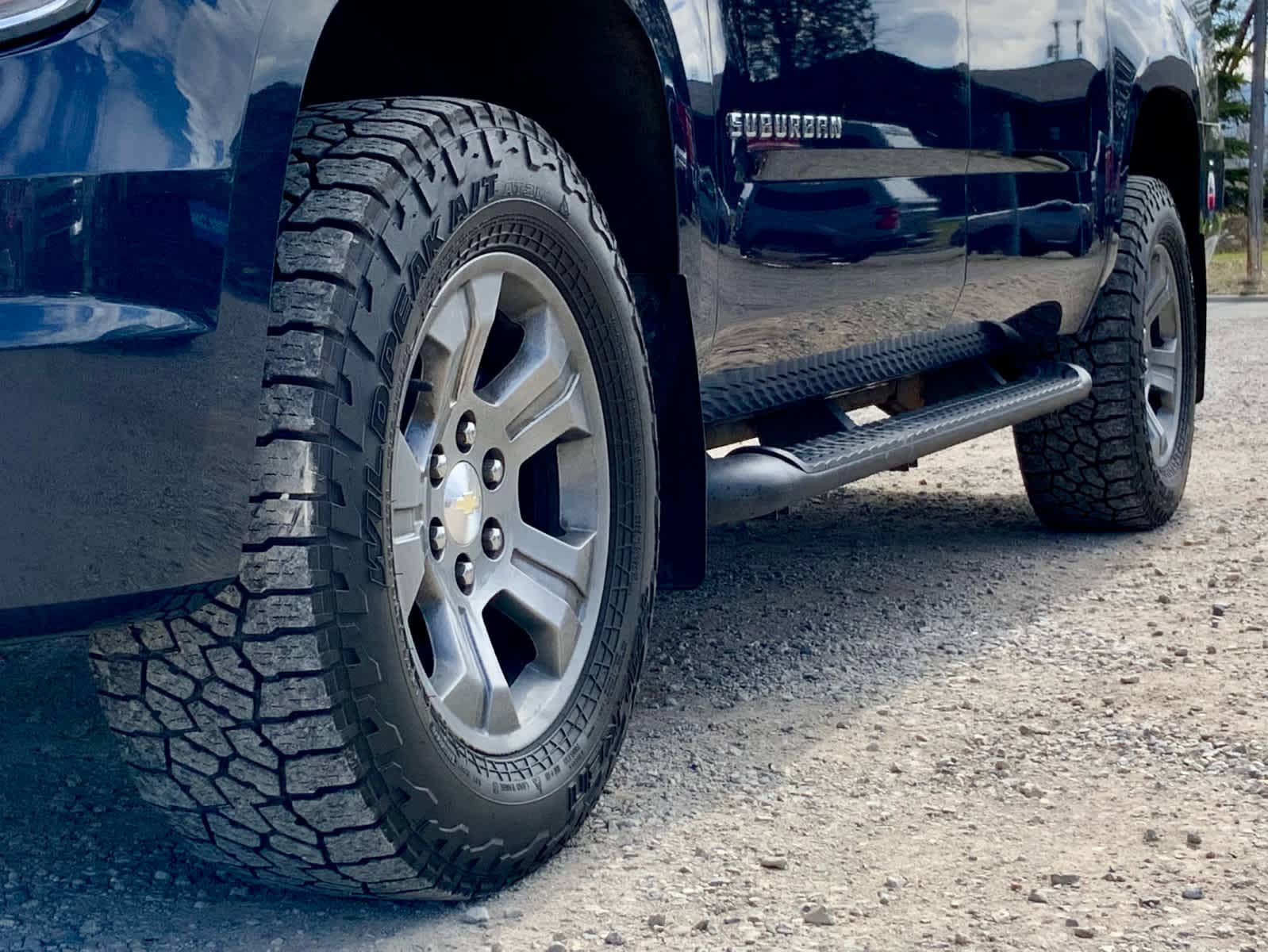 Thumbnail: 2017 Chevrolet Suburban - 14