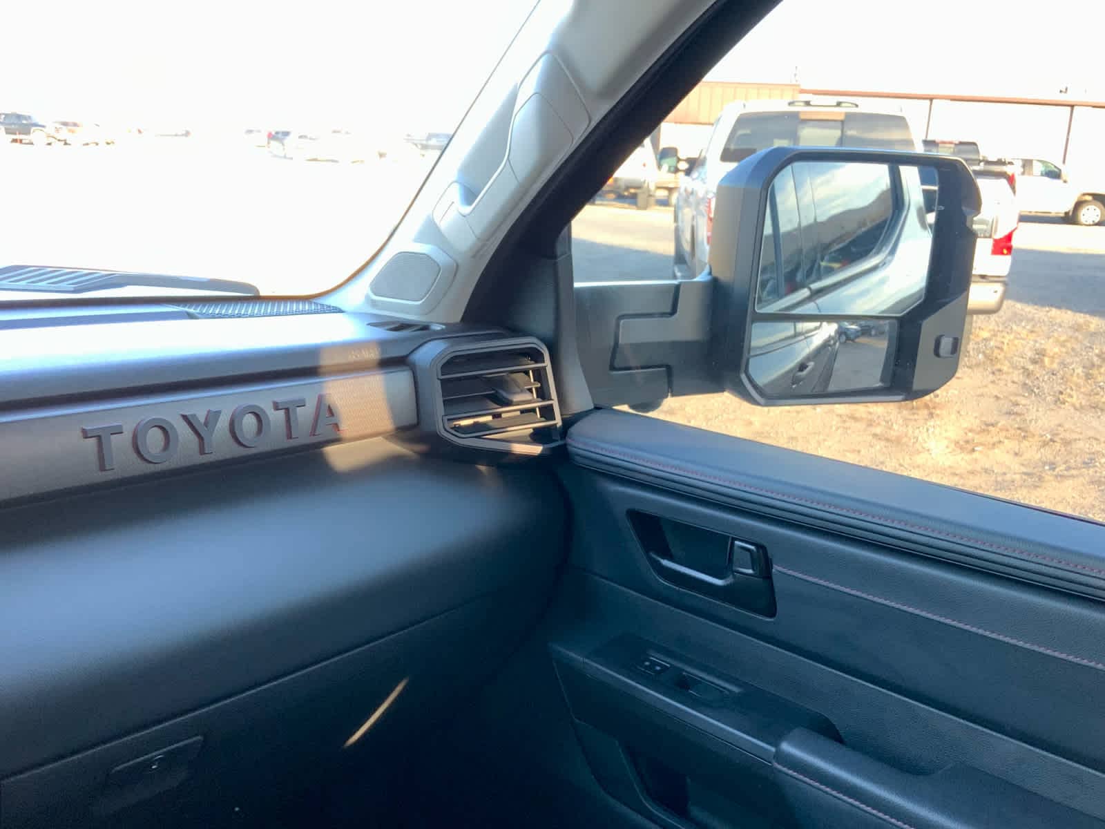 Thumbnail: 2023 Toyota Tundra - 35