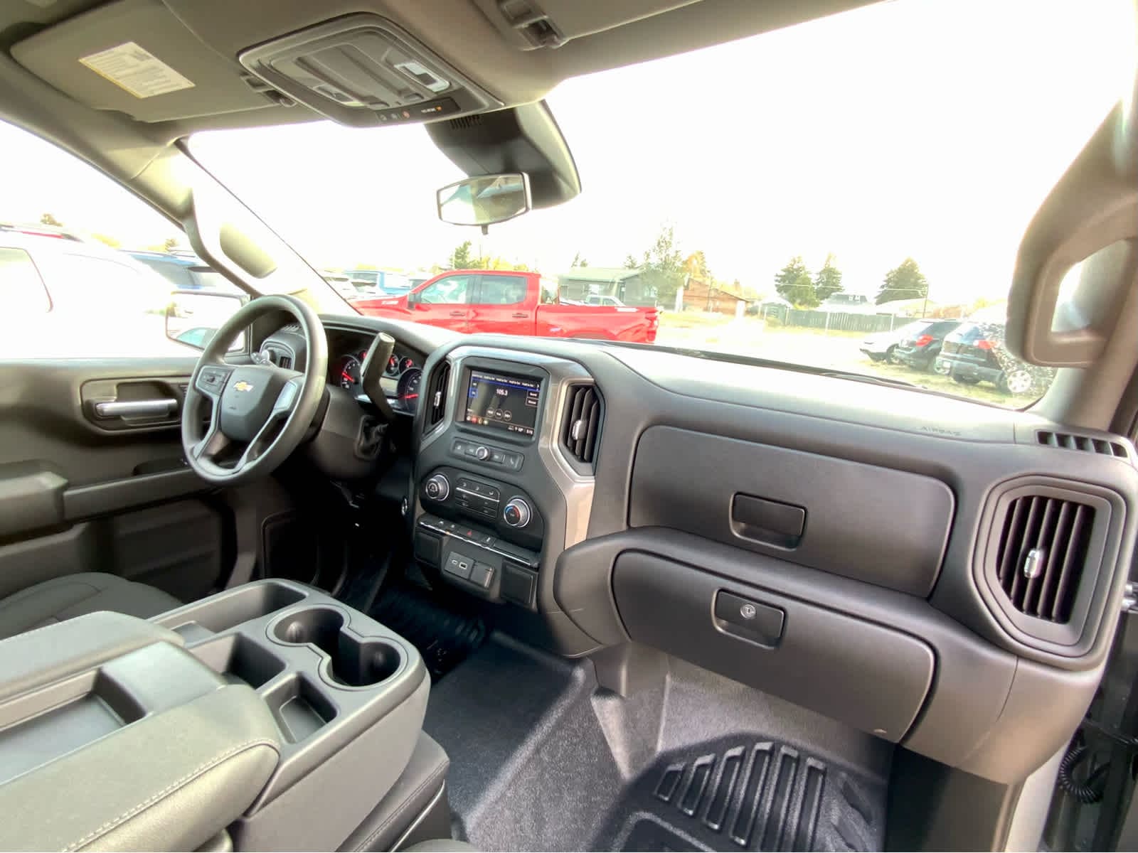 Thumbnail: 2026 Chevrolet Silverado 1500 - 34