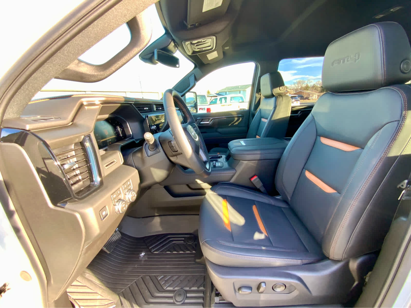 Thumbnail: 2026 GMC Sierra 2500 - 25