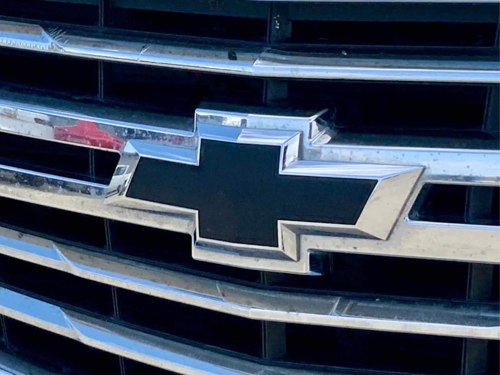 Thumbnail: 2017 Chevrolet Suburban - 17