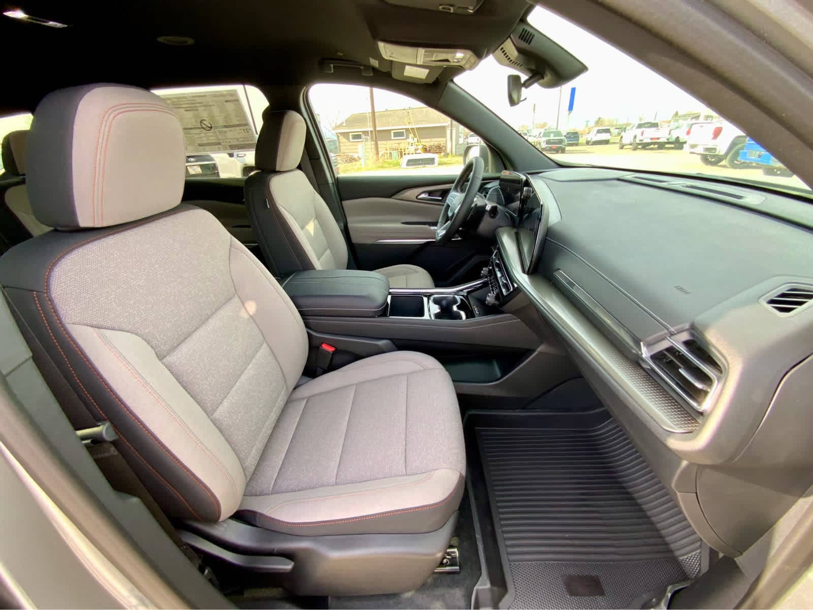 Thumbnail: 2026 Chevrolet Traverse - 21