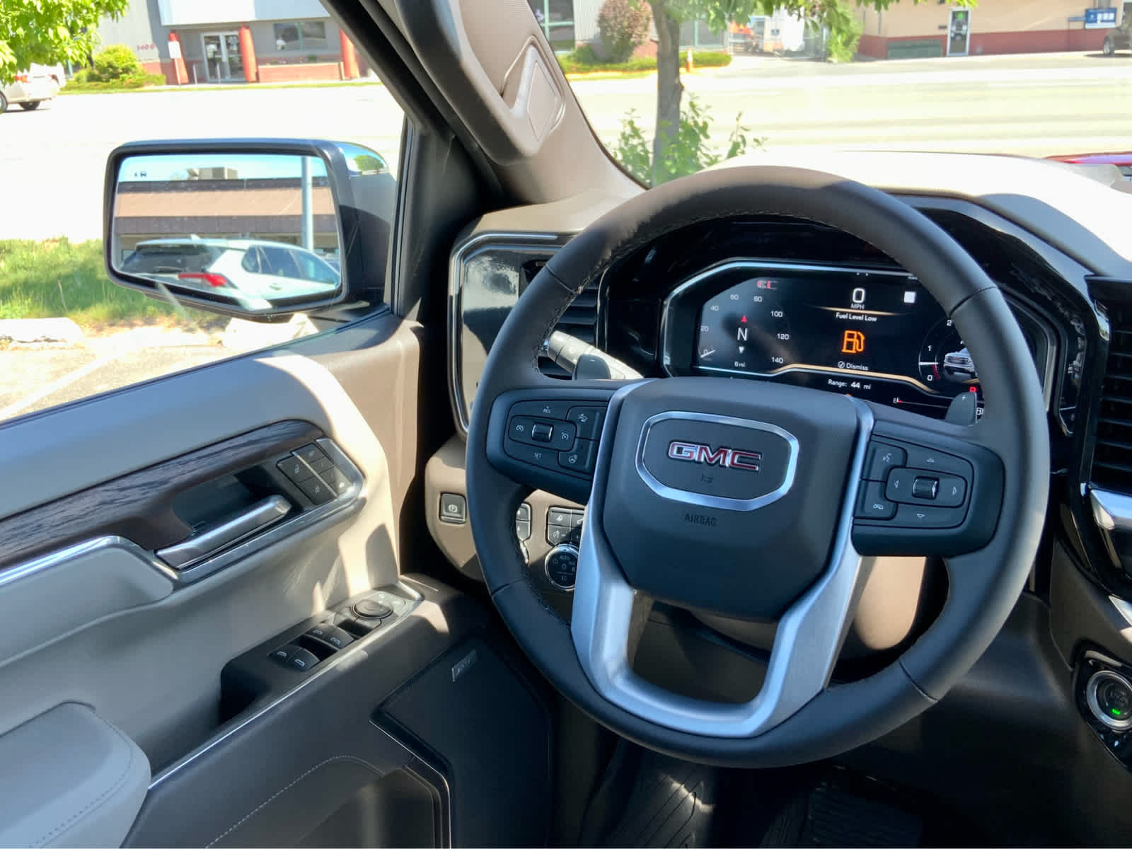 Thumbnail: 2025 GMC Sierra 1500 - 41