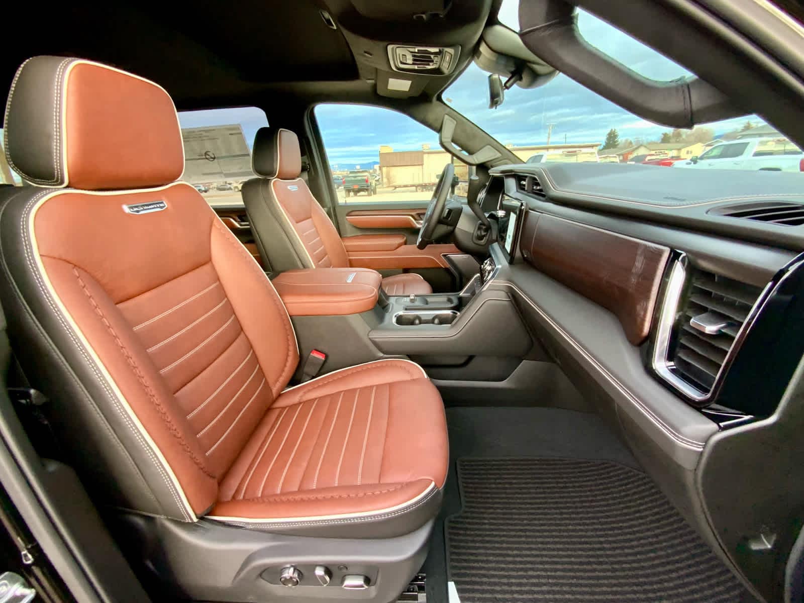 Thumbnail: 2026 GMC Sierra 3500 - 28