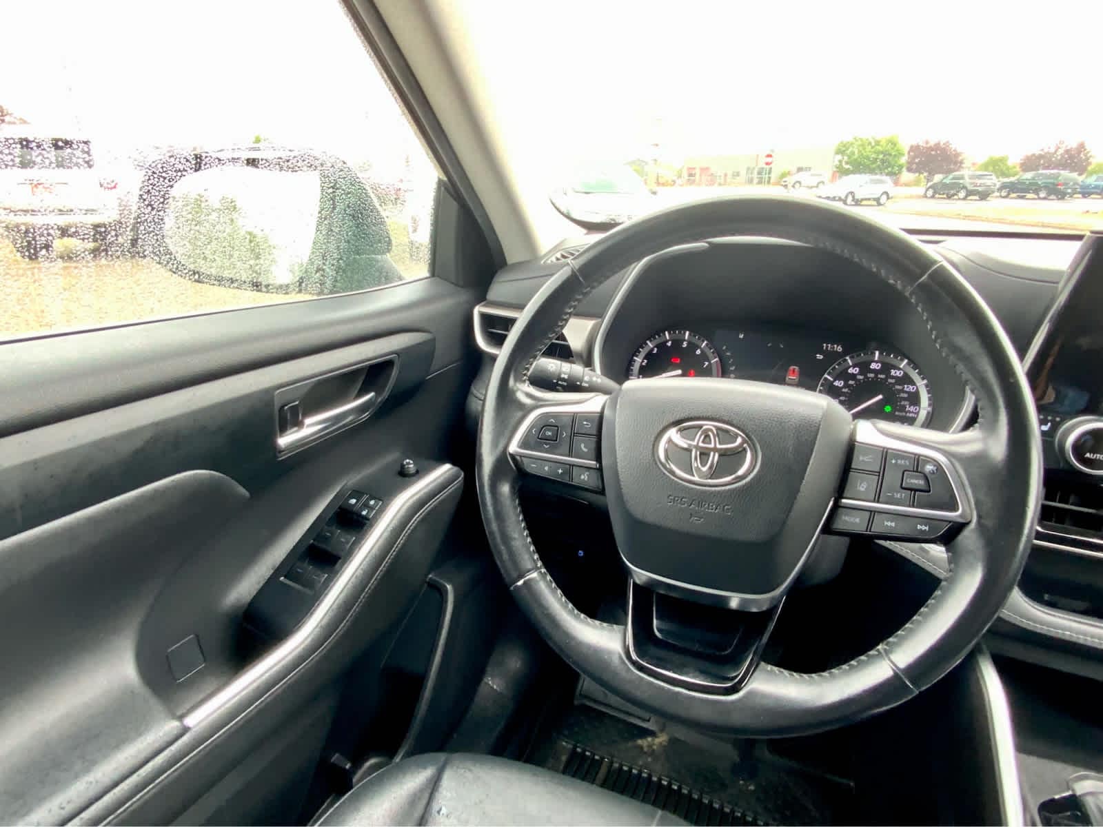 Thumbnail: 2021 Toyota Highlander - 38