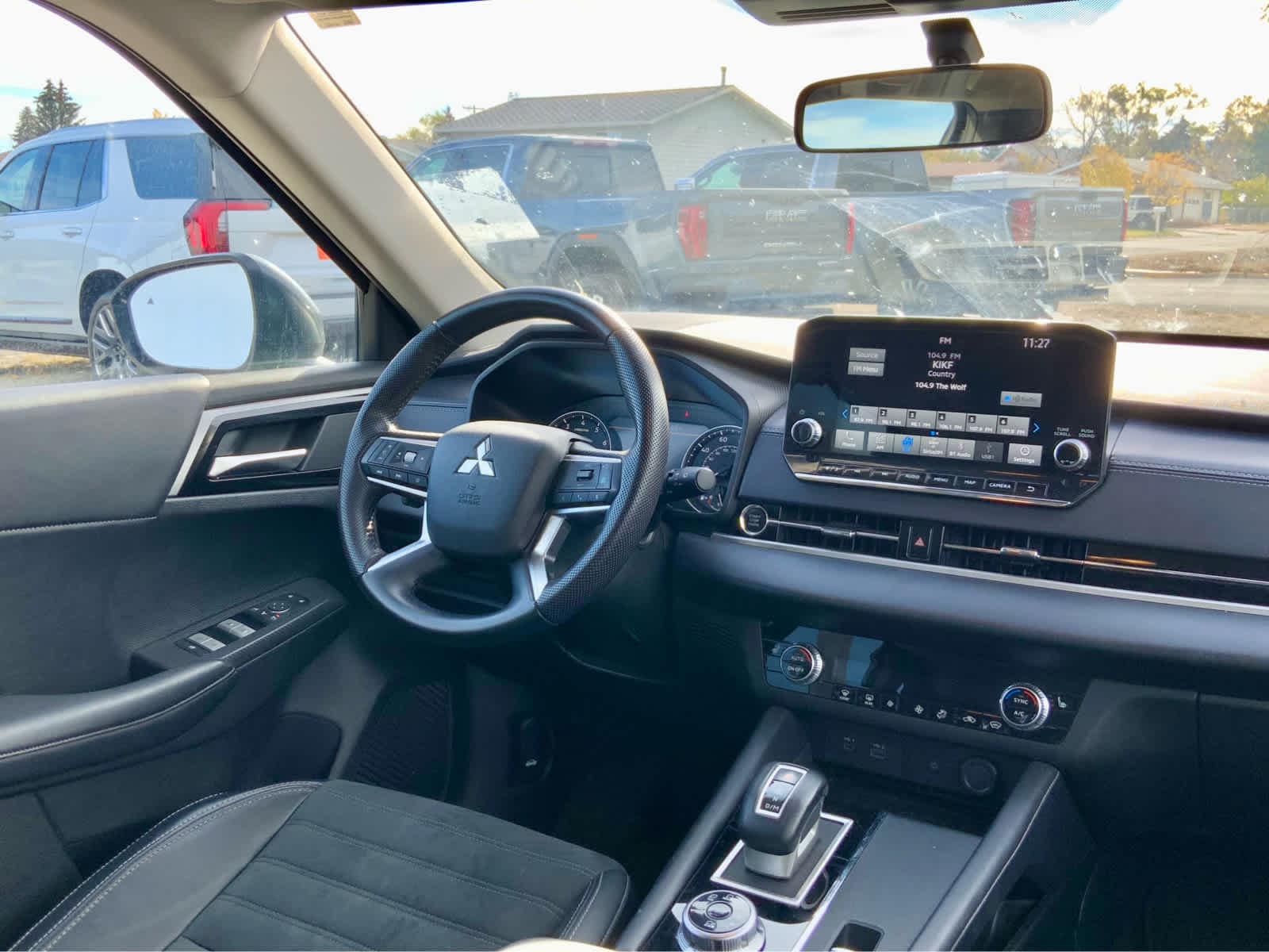 Thumbnail: 2024 Mitsubishi Outlander - 34