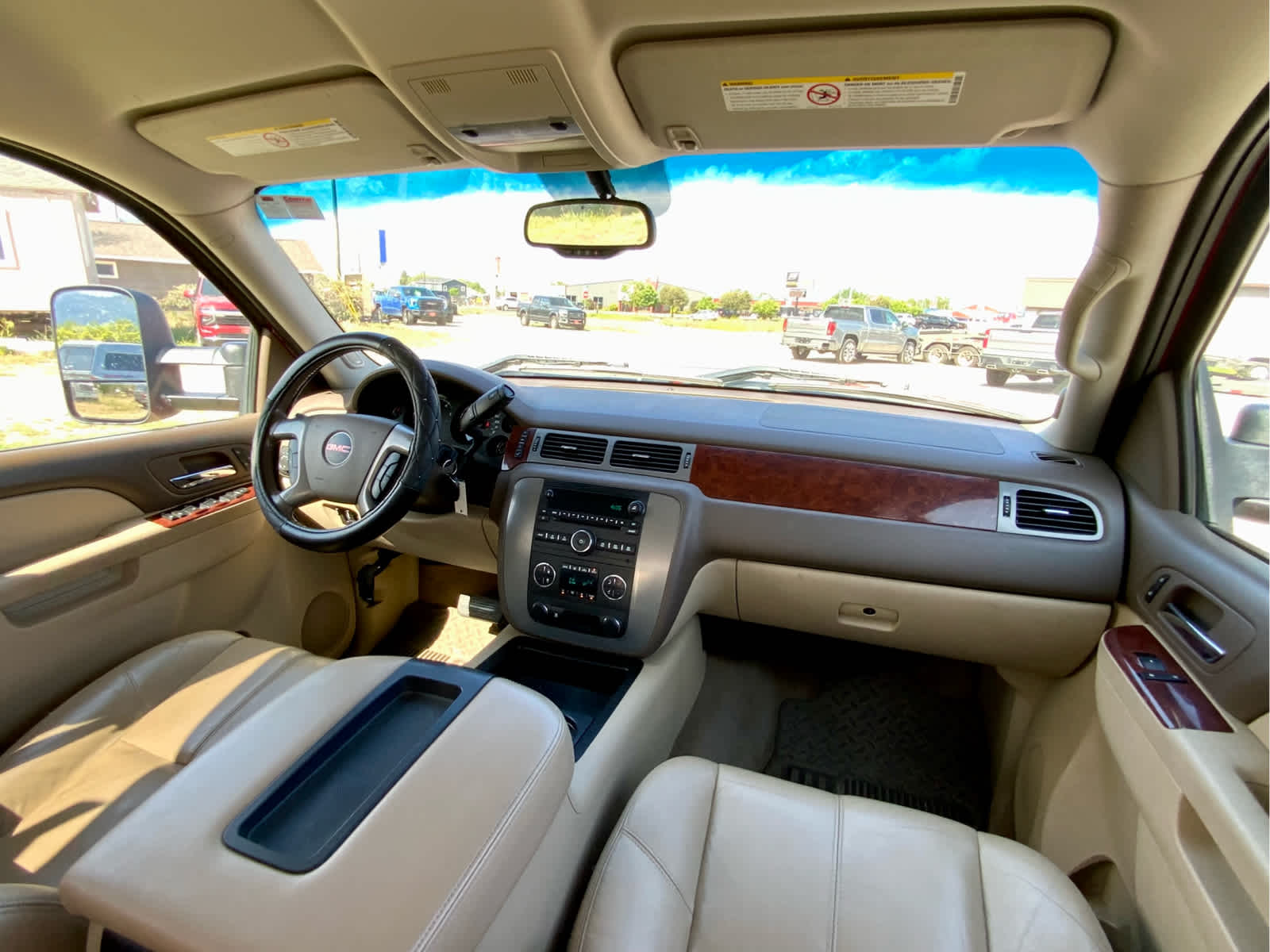 Thumbnail: 2011 GMC Sierra 2500 - 31