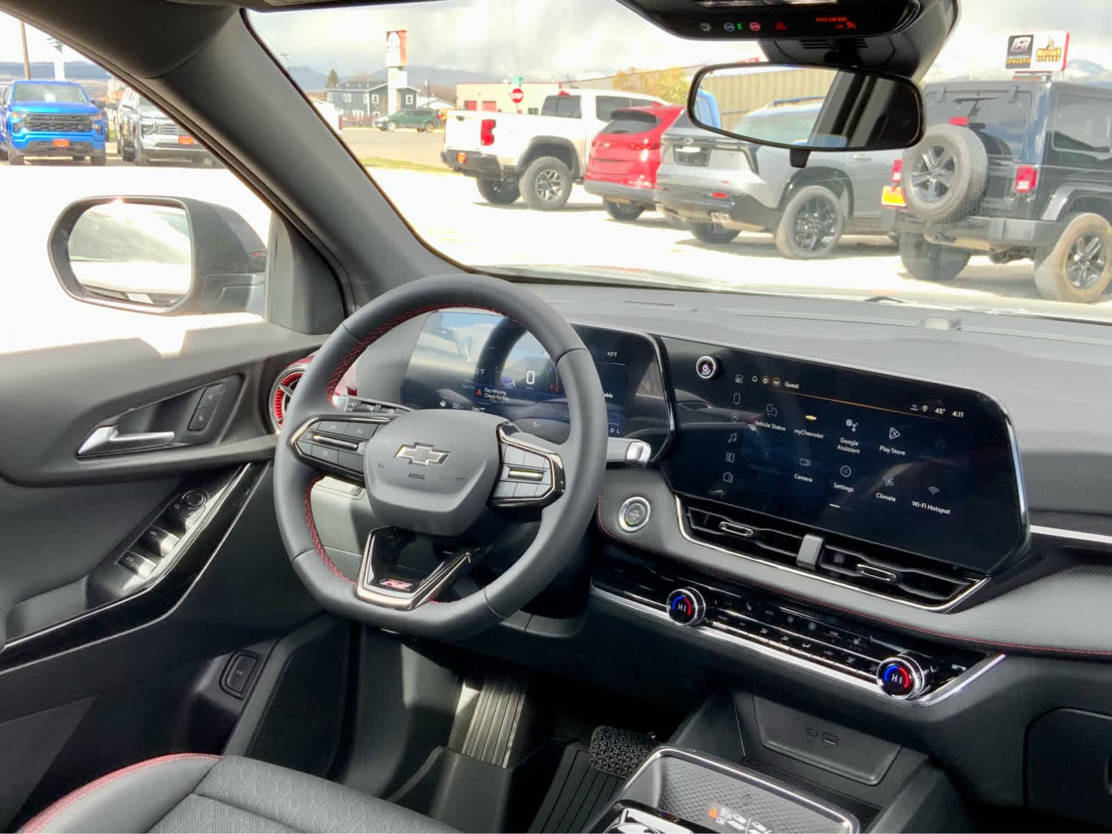Thumbnail: 2026 Chevrolet Equinox - 35