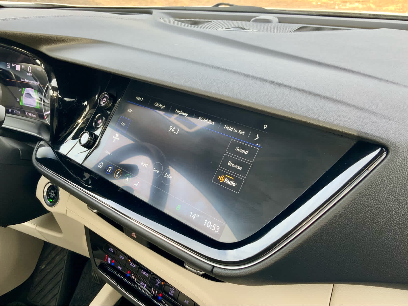 Thumbnail: 2022 Buick Envision - 38