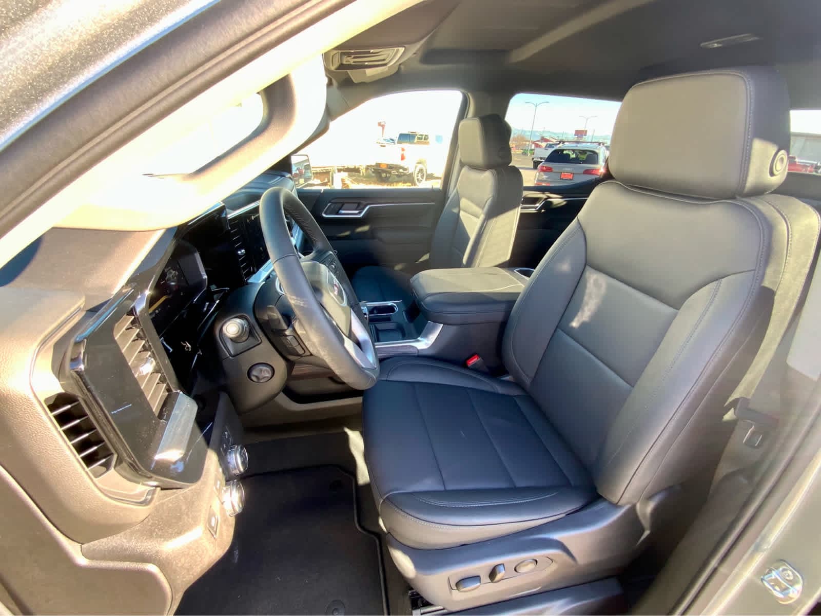 Thumbnail: 2026 GMC Sierra 1500 - 25