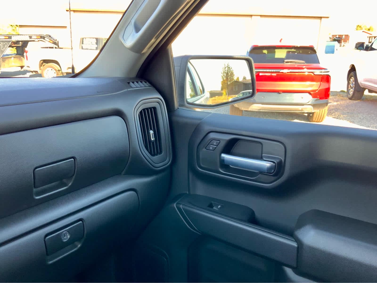 Thumbnail: 2026 Chevrolet Silverado 1500 - 36