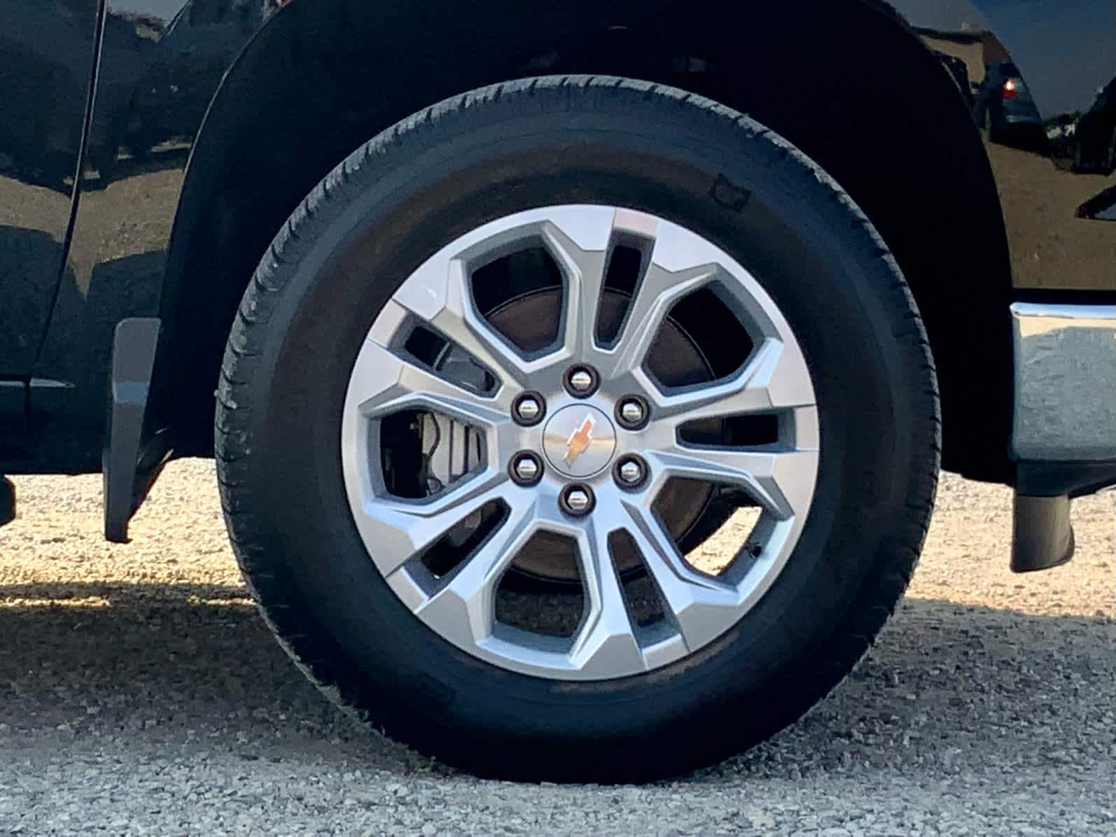 Thumbnail: 2026 Chevrolet Silverado 1500 - 20