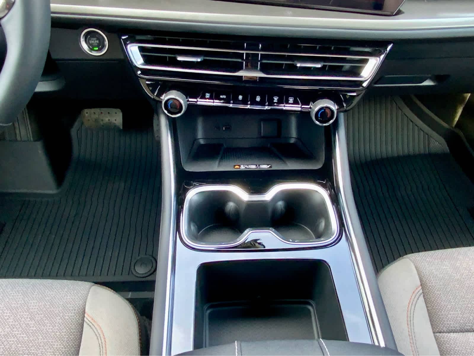 Thumbnail: 2026 Chevrolet Traverse - 44