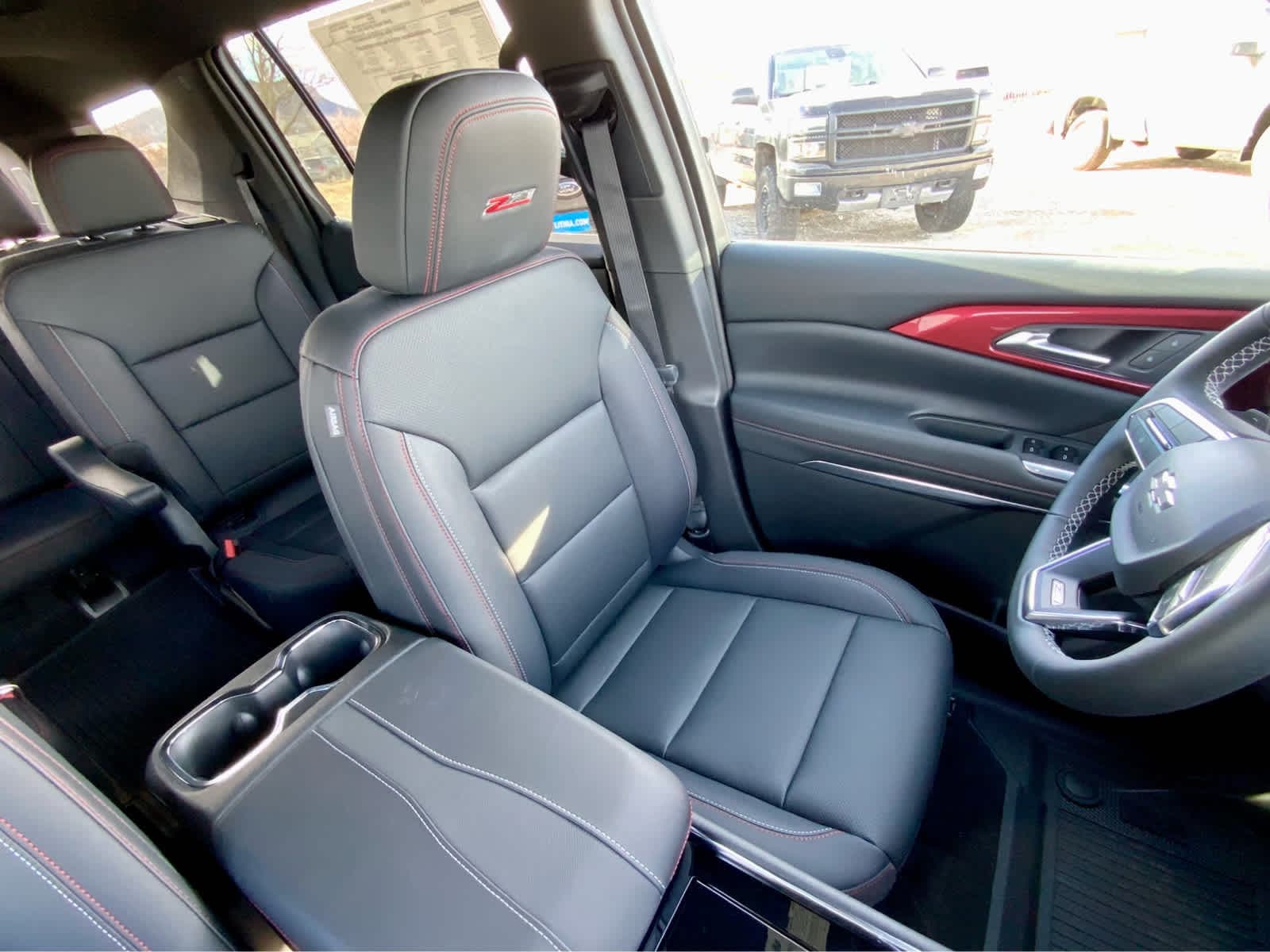 Thumbnail: 2026 Chevrolet Traverse - 30