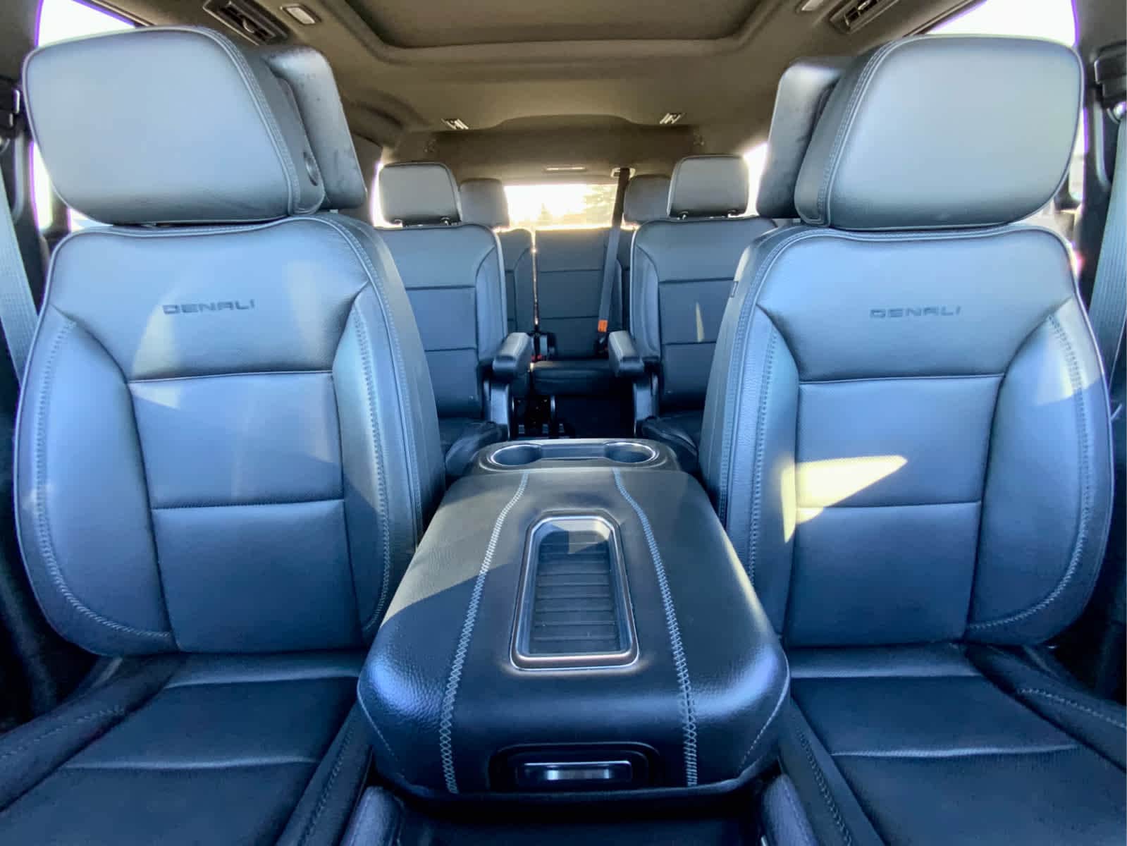 Thumbnail: 2023 GMC Yukon - 31