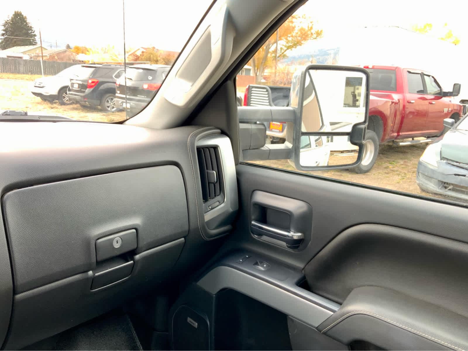 Thumbnail: 2015 Chevrolet Silverado 3500 - 37