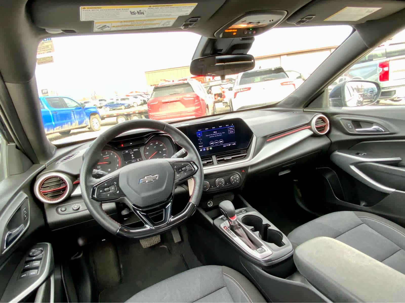 Thumbnail: 2025 Chevrolet Trax - 29