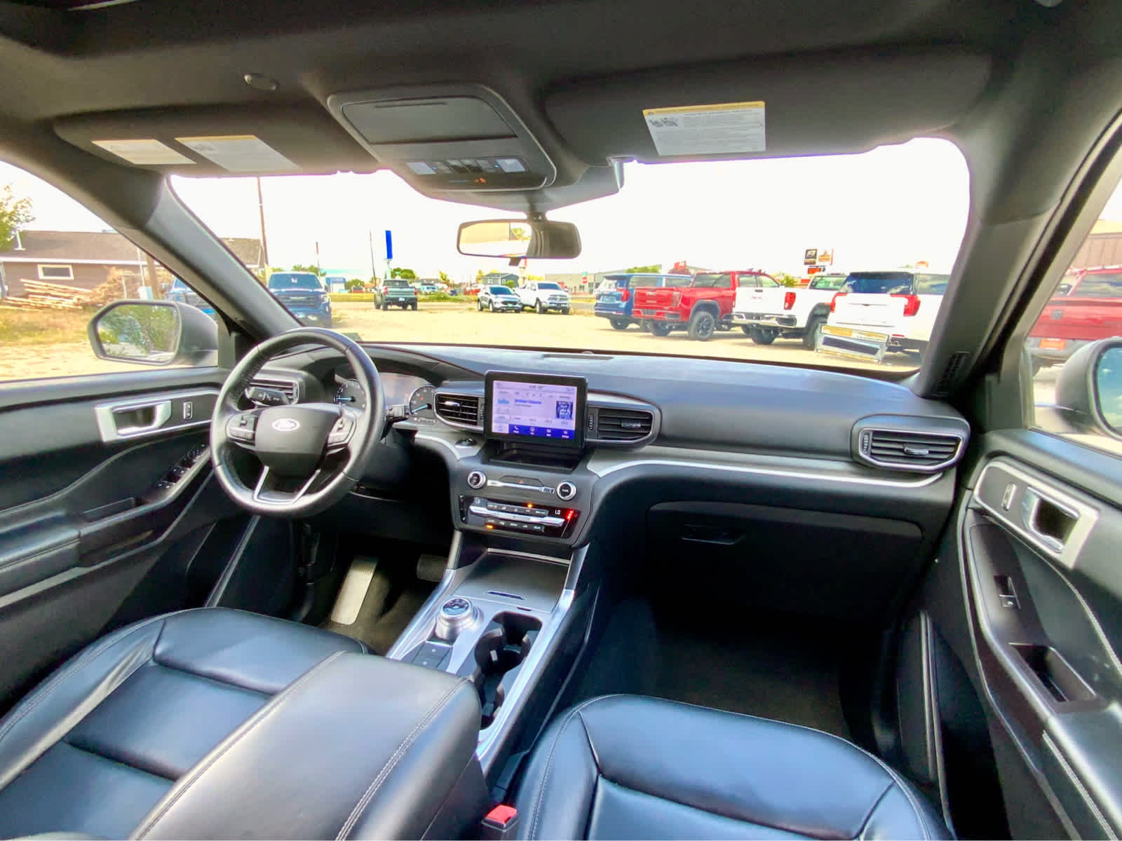 Thumbnail: 2020 Ford Explorer - 38