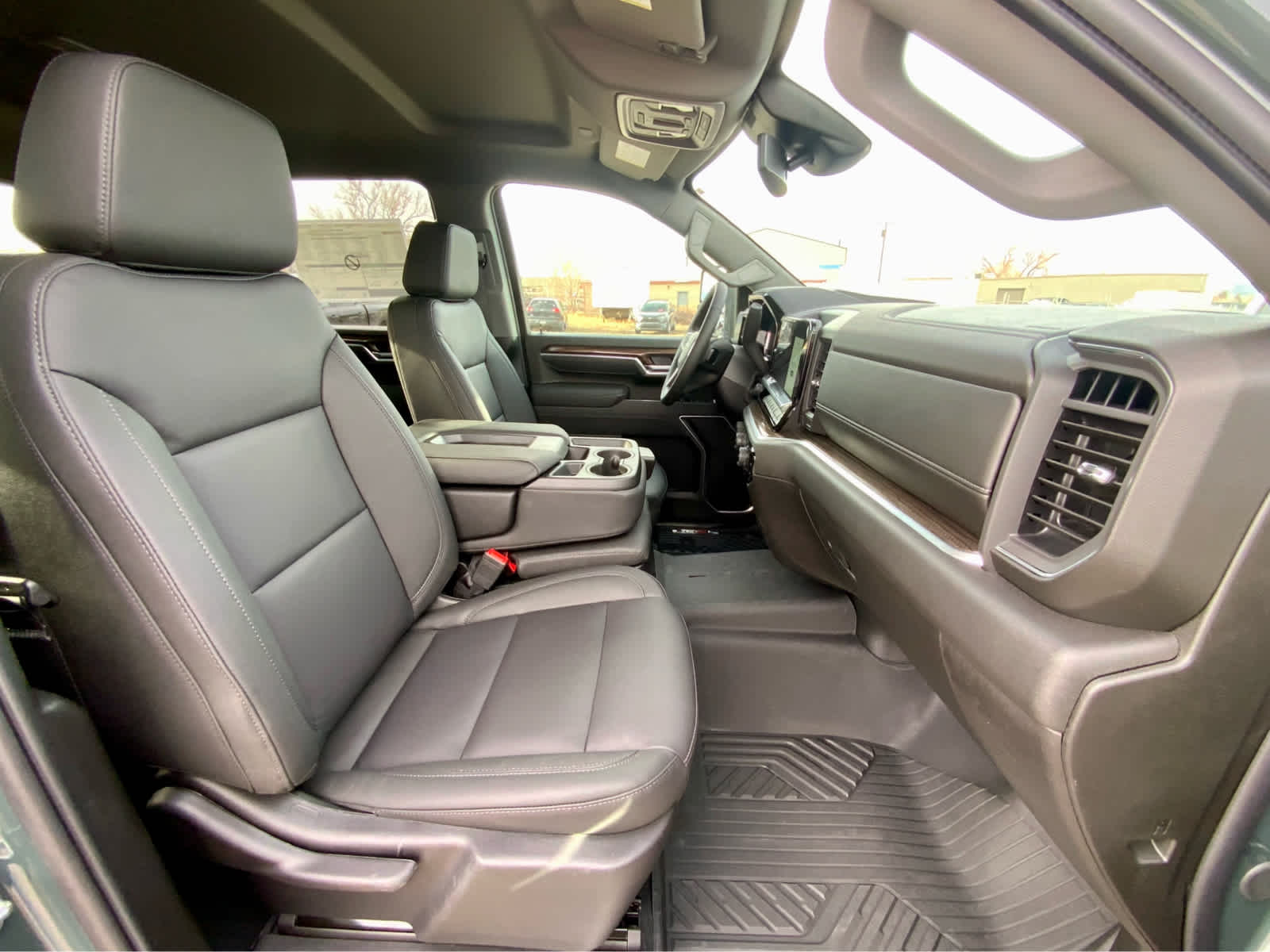 Thumbnail: 2026 Chevrolet Silverado 2500 - 28