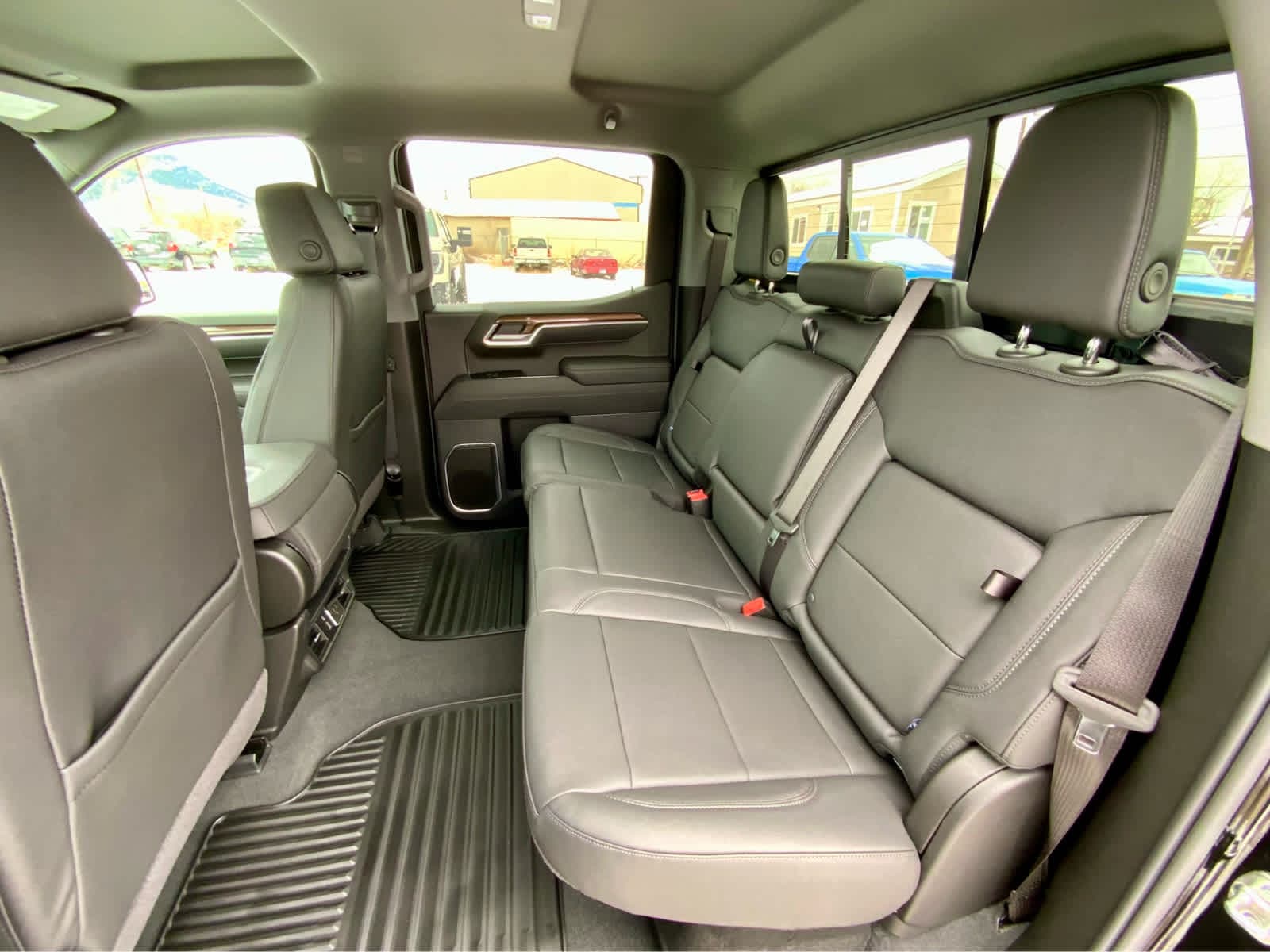 Thumbnail: 2026 Chevrolet Silverado 1500 - 26
