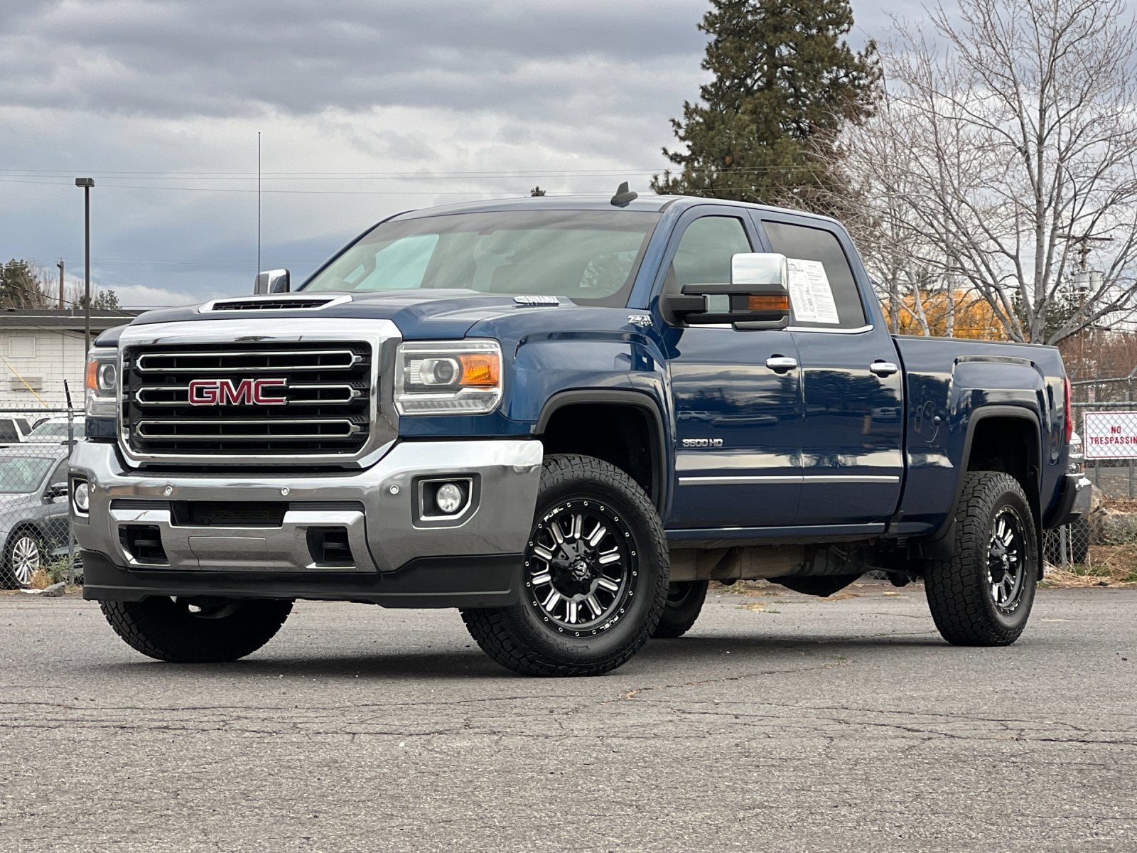2018 GMC Sierra 3500HD SLT's photo