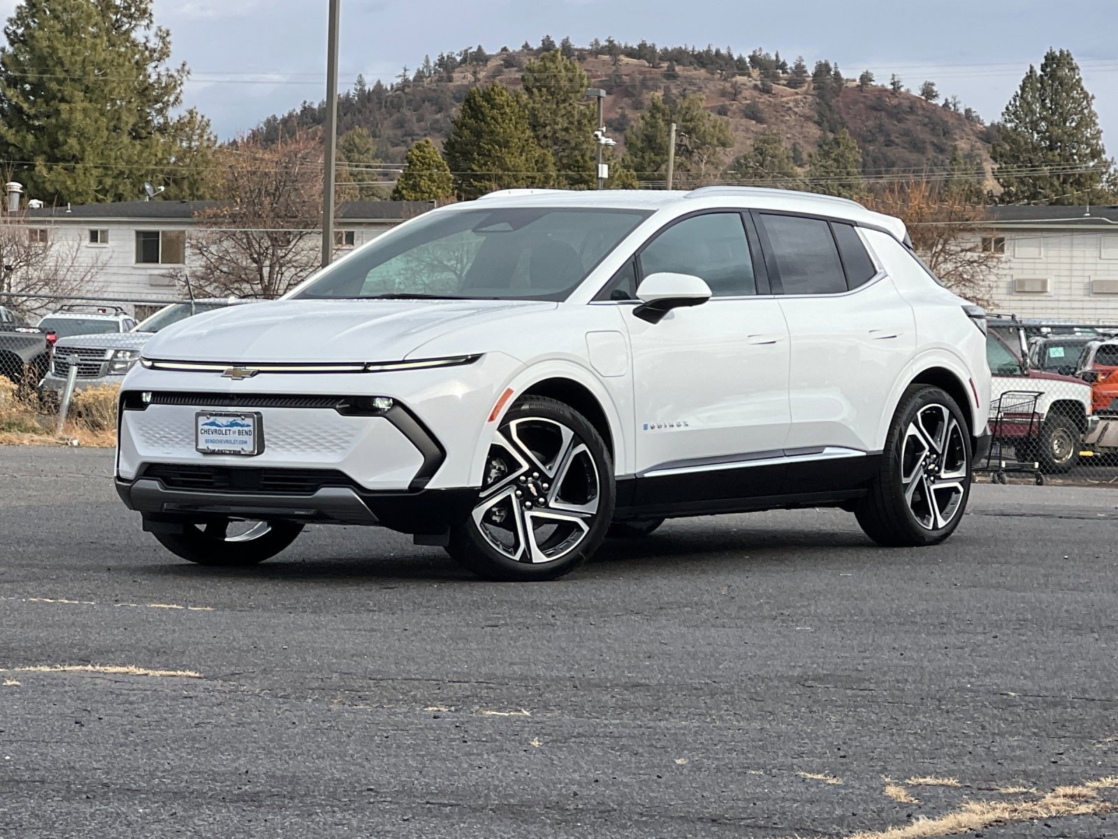 2026 Chevrolet Equinox EV 2LT's photo