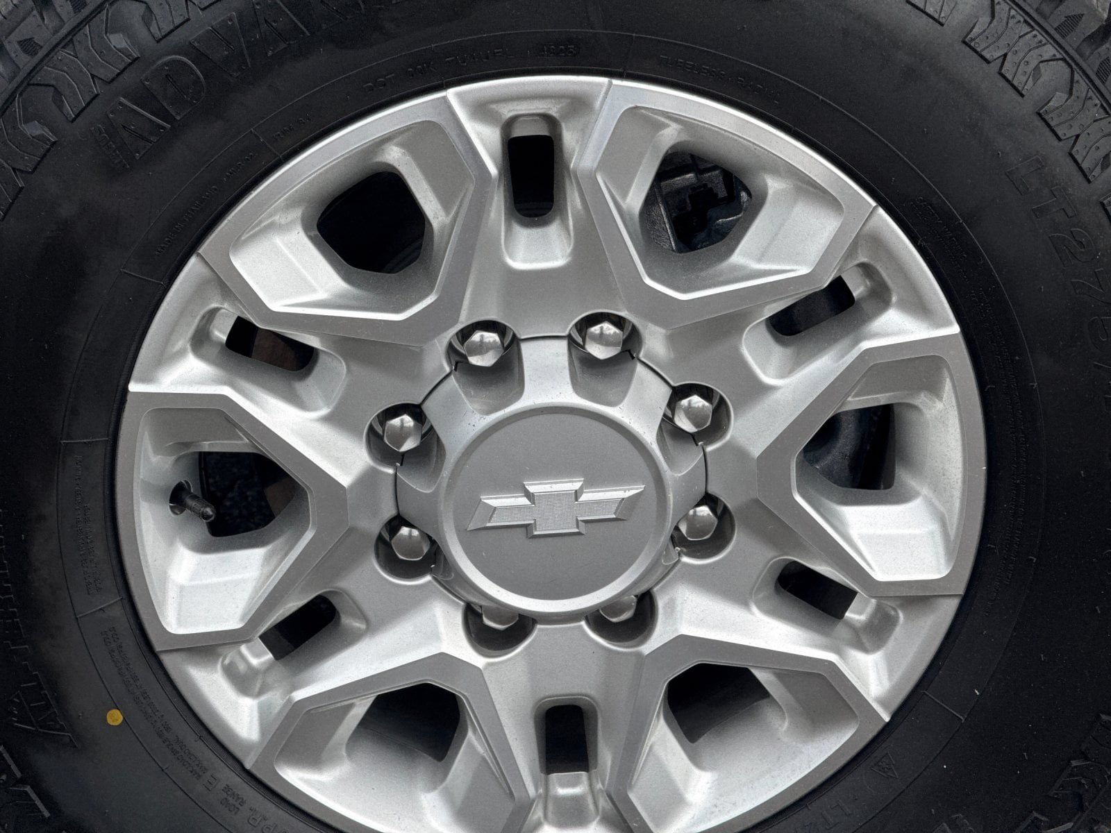 Thumbnail: 2020 Chevrolet Silverado 3500 - 24