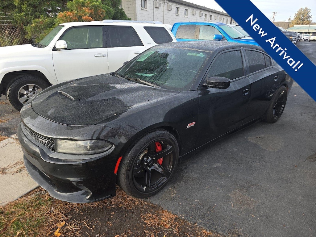 Used 2017 Dodge Charger SRT 392 RWD Sedan