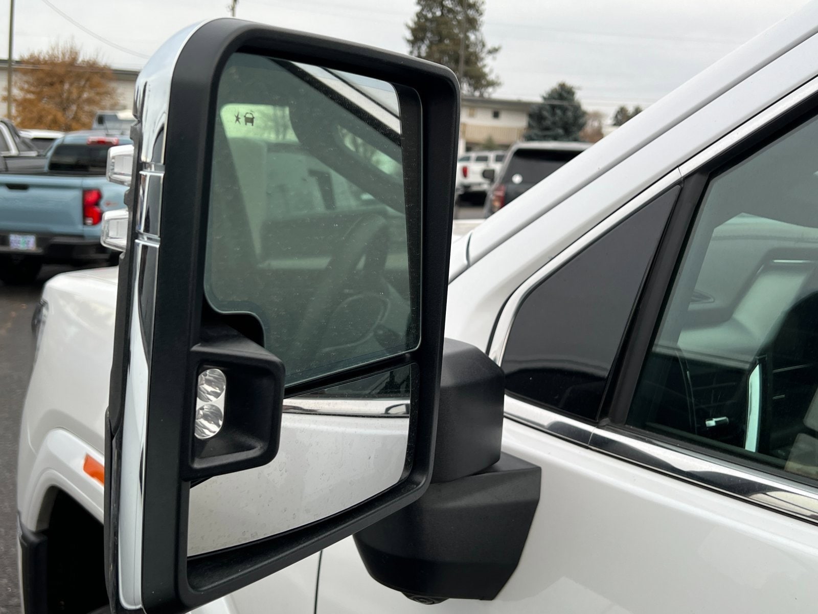 Thumbnail: 2025 GMC Sierra 3500 - 10