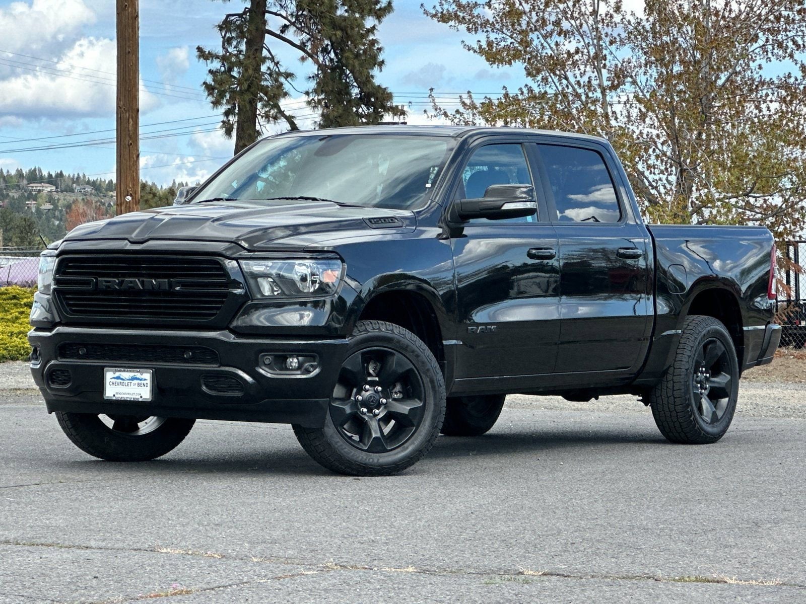 2019 RAM 1500 Big Horn/Lone Star 4x4 Crew Cab 5'7's photo