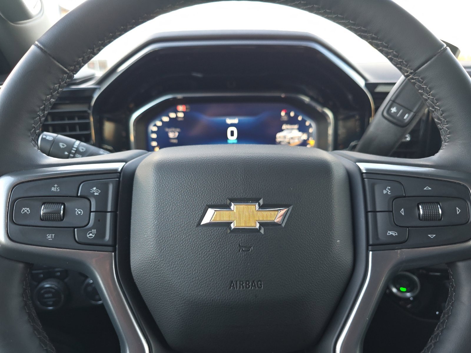 Thumbnail: 2025 Chevrolet Silverado 1500 - 23